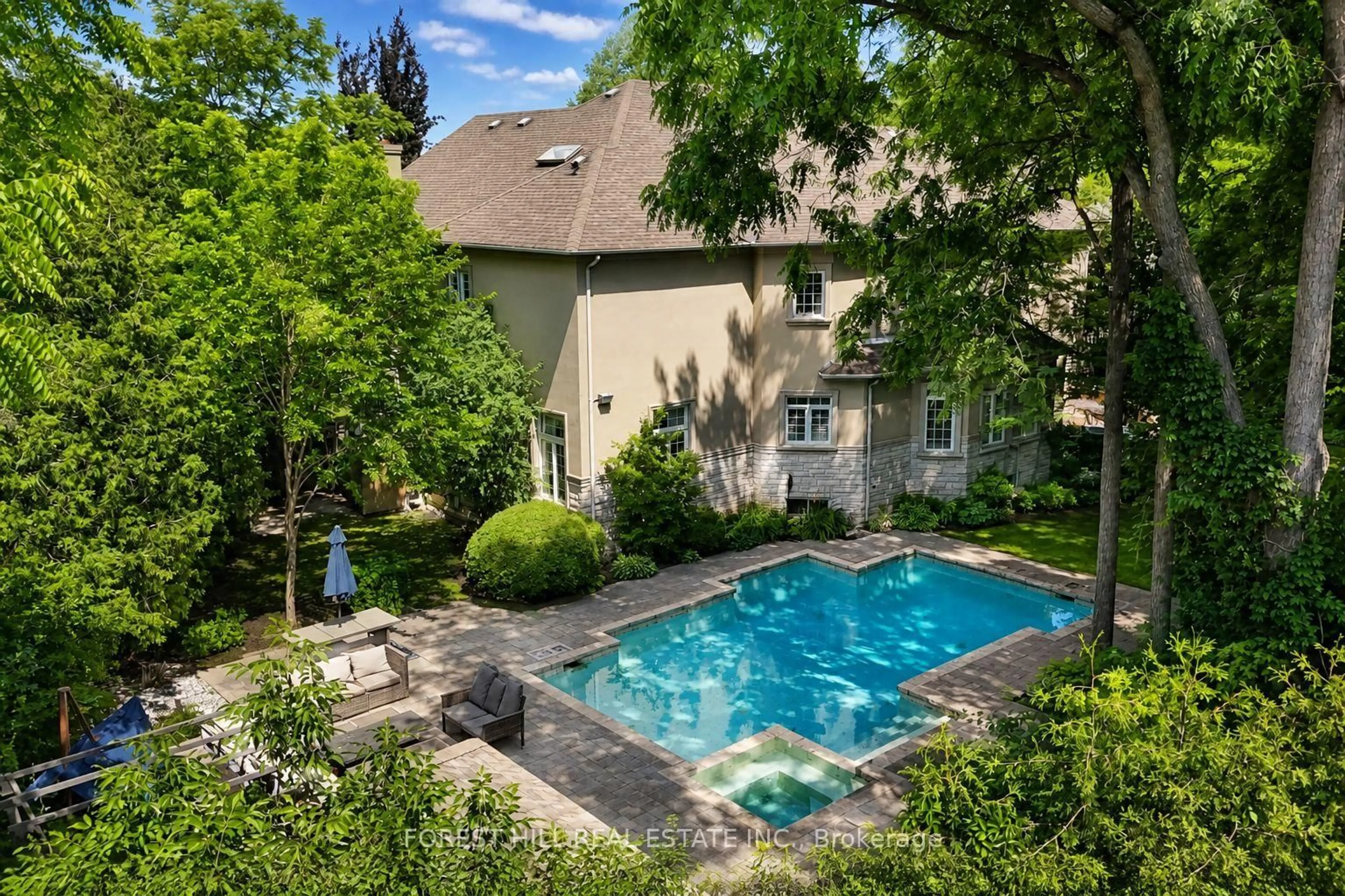 Pool for 161 Renaissance Crt, Vaughan Ontario L4J 7W4
