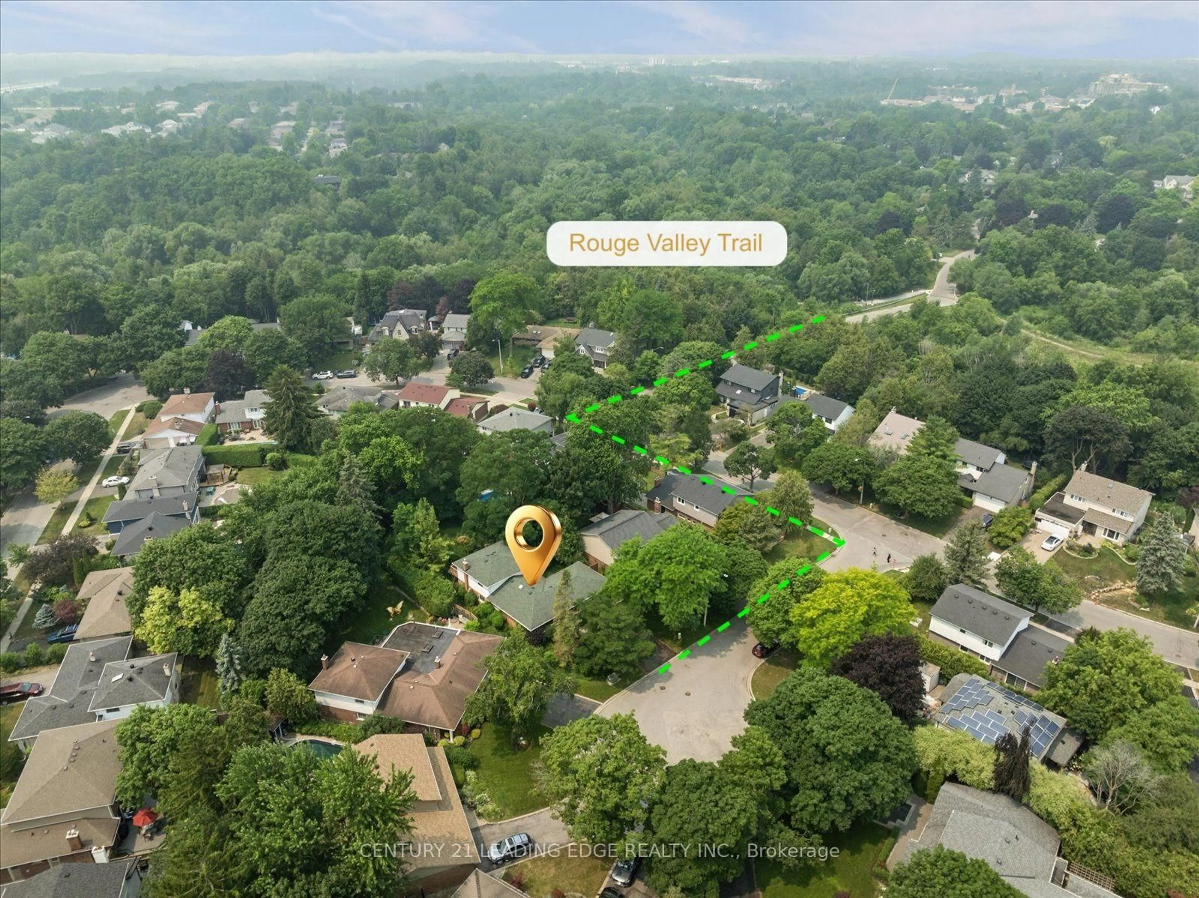 A pic from outside/outdoor area/front of a property/back of a property/a pic from drone, forest/trees view for 6 Thomas Kinnear Crt, Markham Ontario L3P 3H6