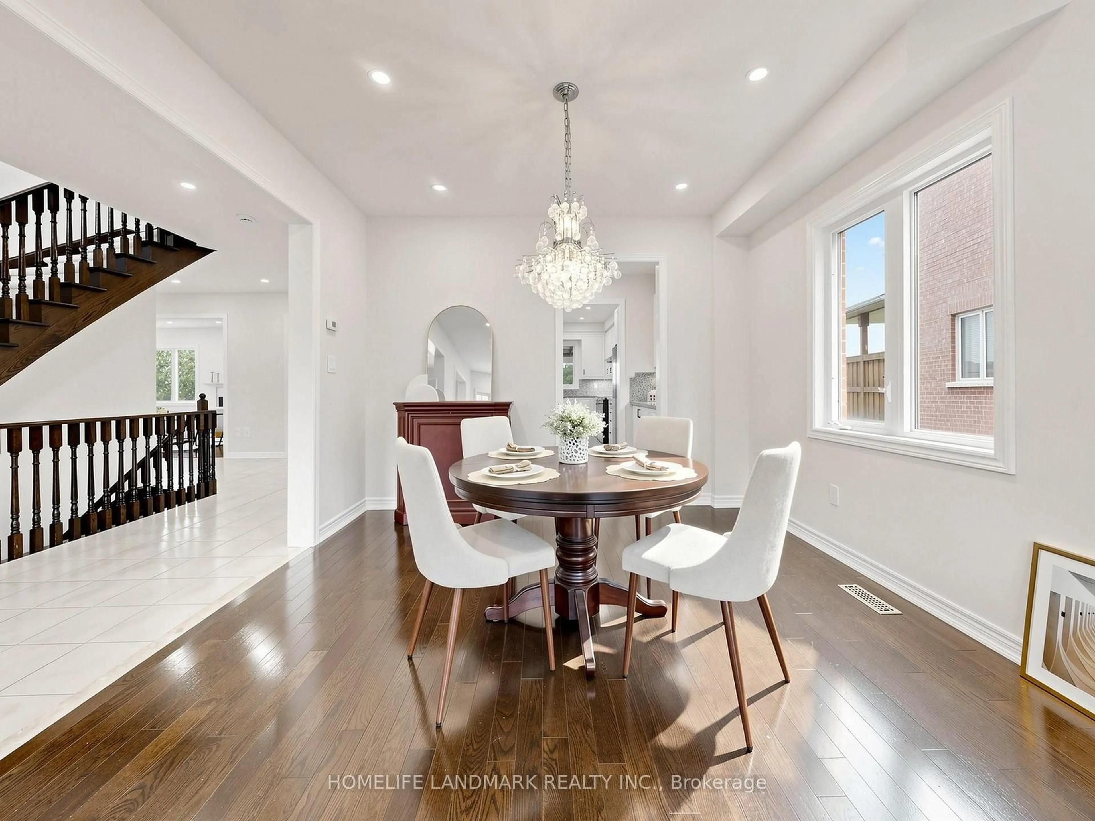 Dining room, unknown for 75 Pointon St, Aurora Ontario L4G 0J9