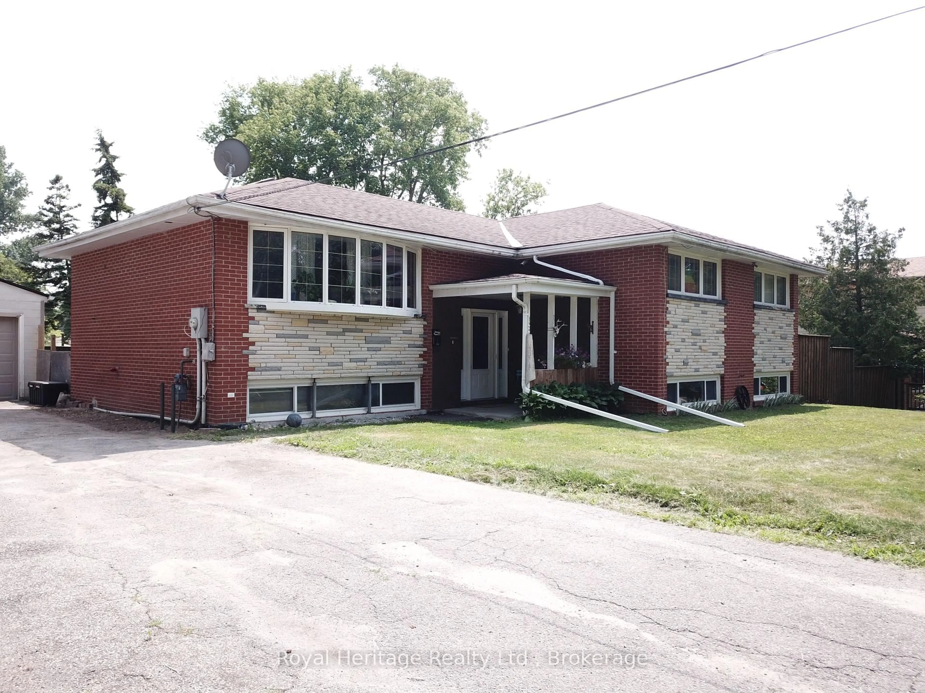 Unknown for 135 Silas Blvd, Georgina Ontario L4P 2K2