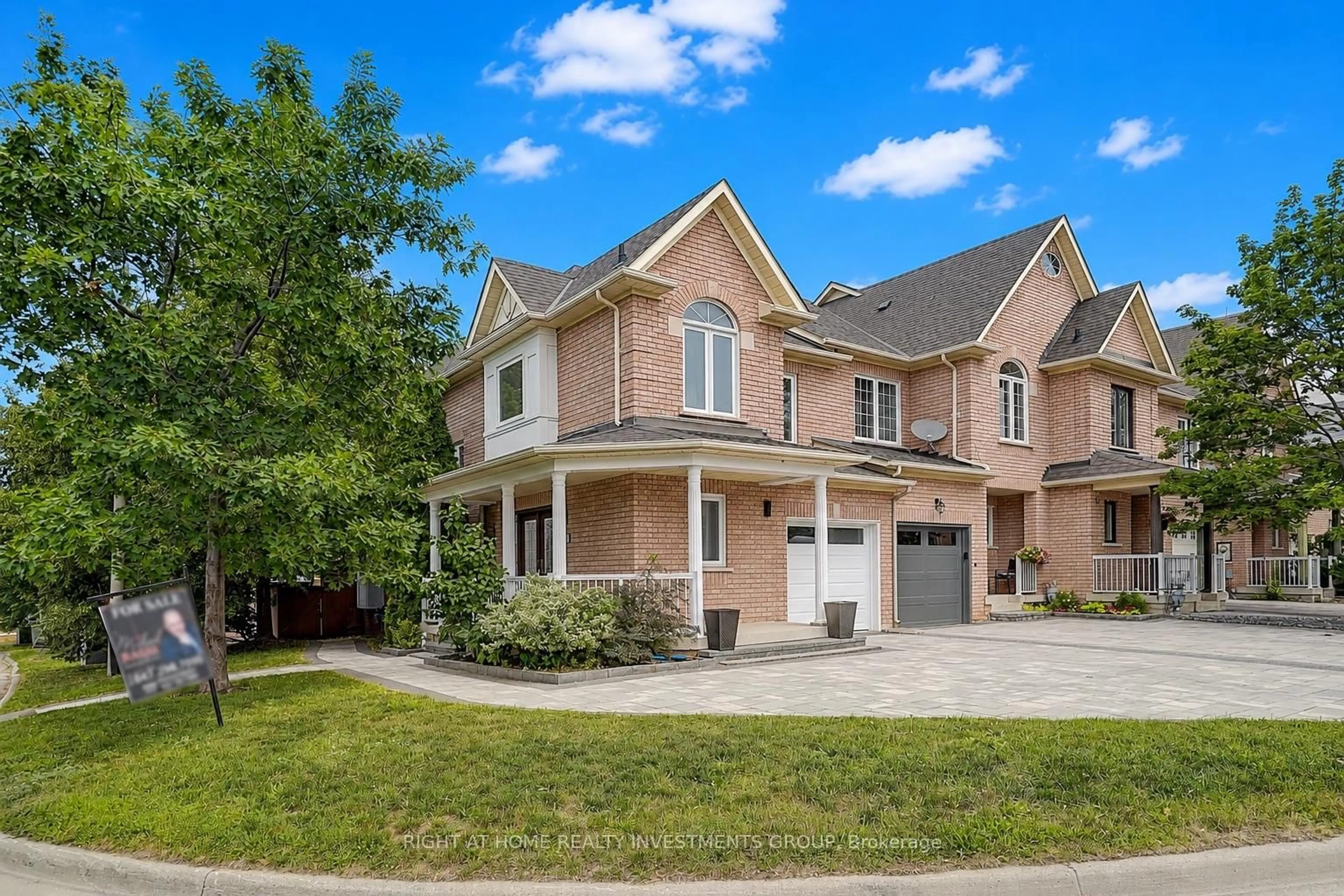Home with brick exterior material, street for 187 Vanguard Rd, Vaughan Ontario L4K 5G9