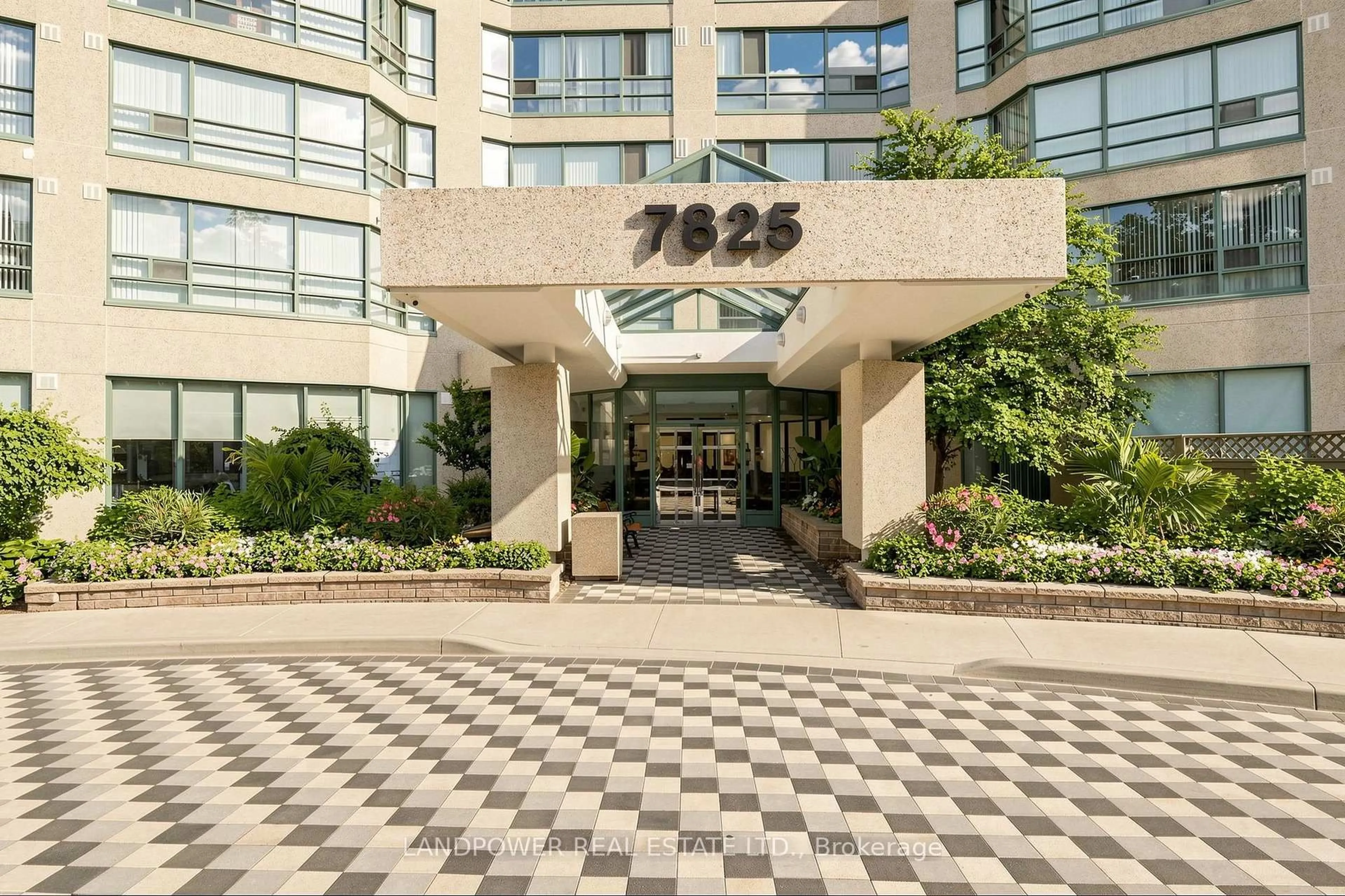 Indoor foyer for 7825 Bayview Ave #1106, Markham Ontario L3T 7N2
