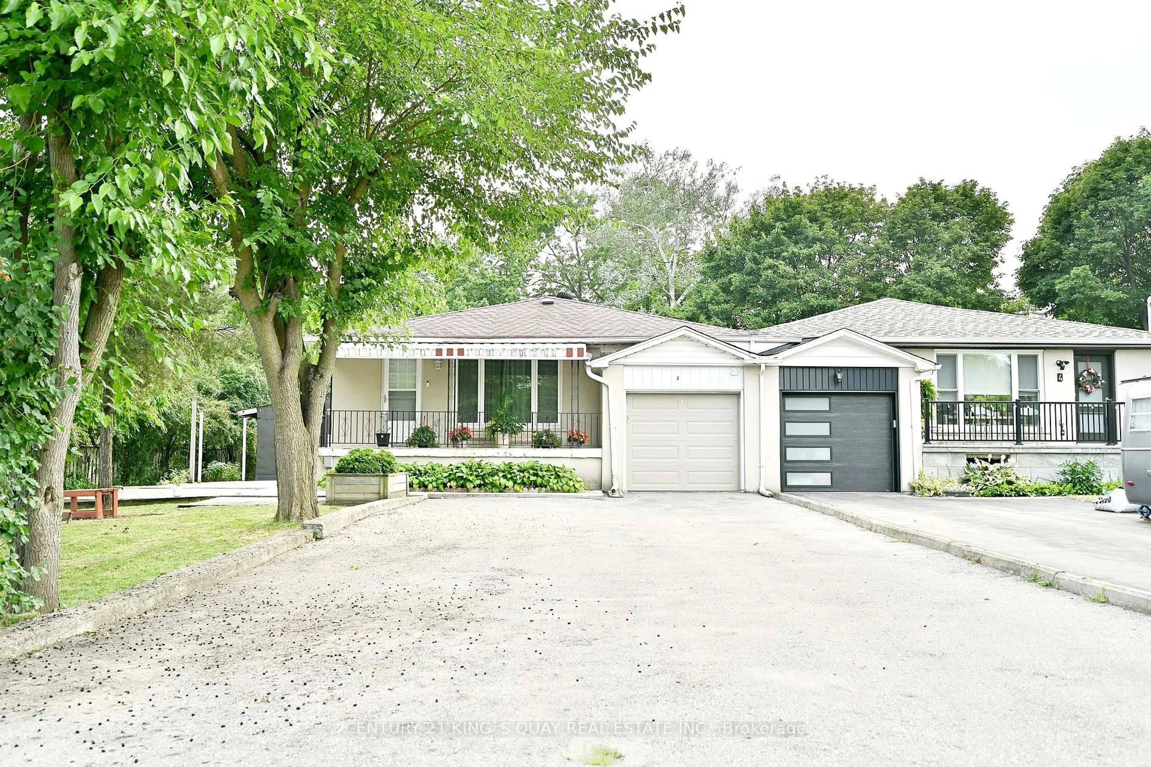 Unknown for 2 Robinson St, Markham Ontario L3P 1N4
