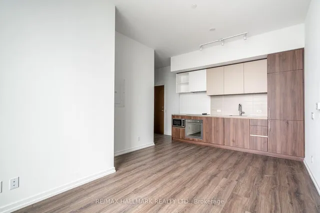 1000 Portage Pkwy #311, Vaughan 5