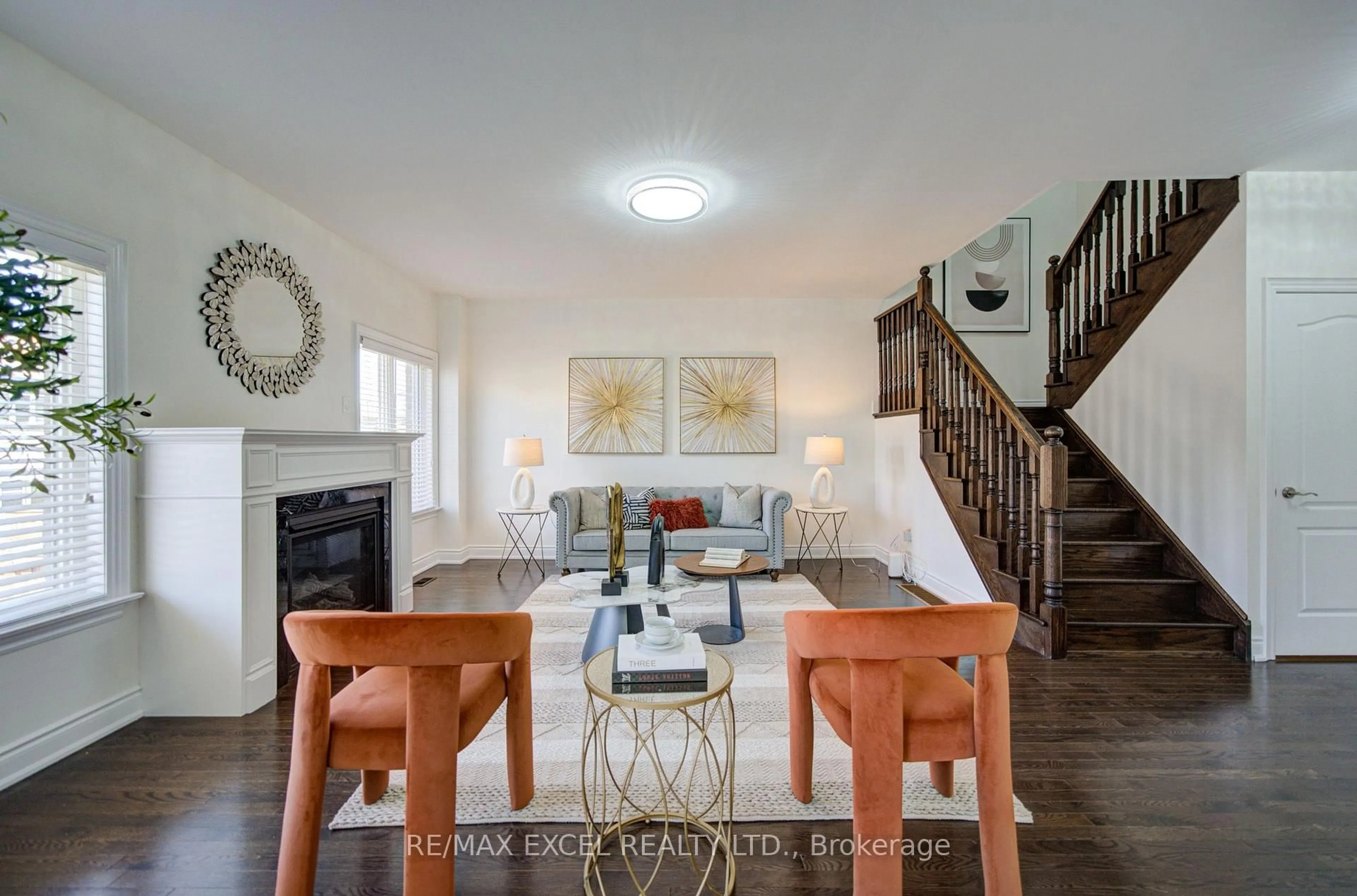 Living room with furniture, unknown for 145 Milby Cres, Bradford West Gwillimbury Ontario L3Z 0X8