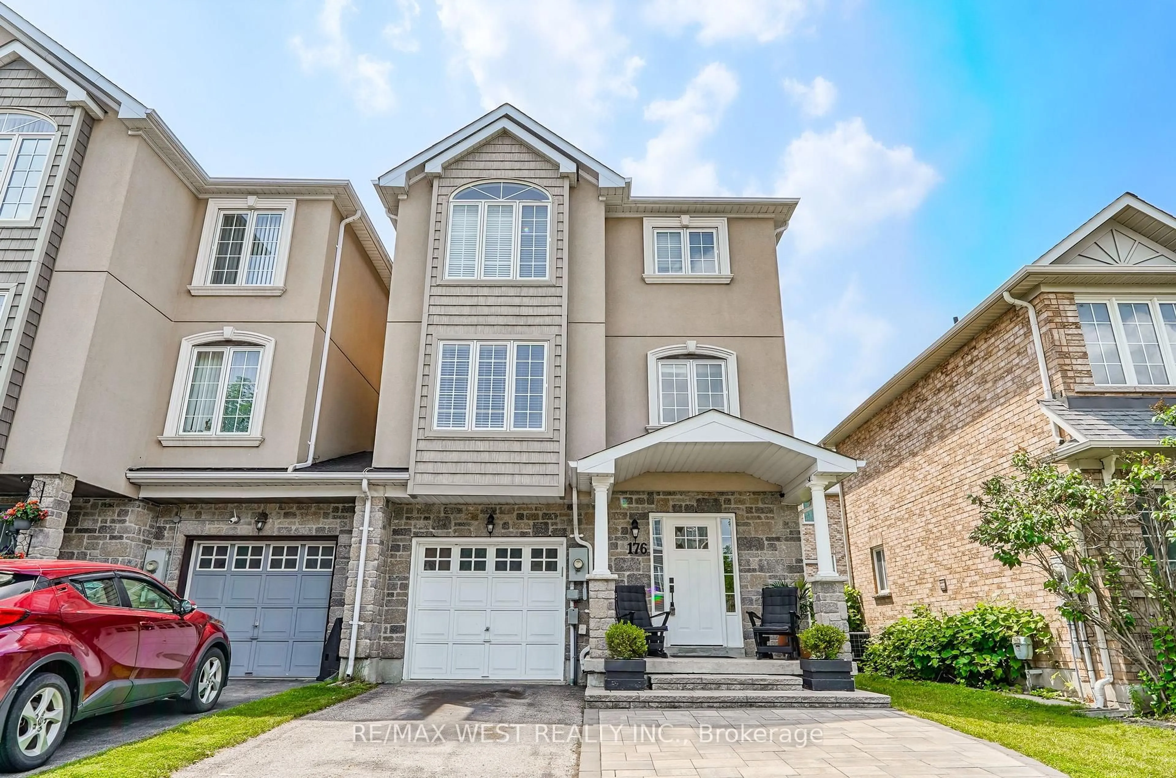 Home with brick exterior material, street for 176 Gail Parks Cres, Newmarket Ontario L3X 2C3