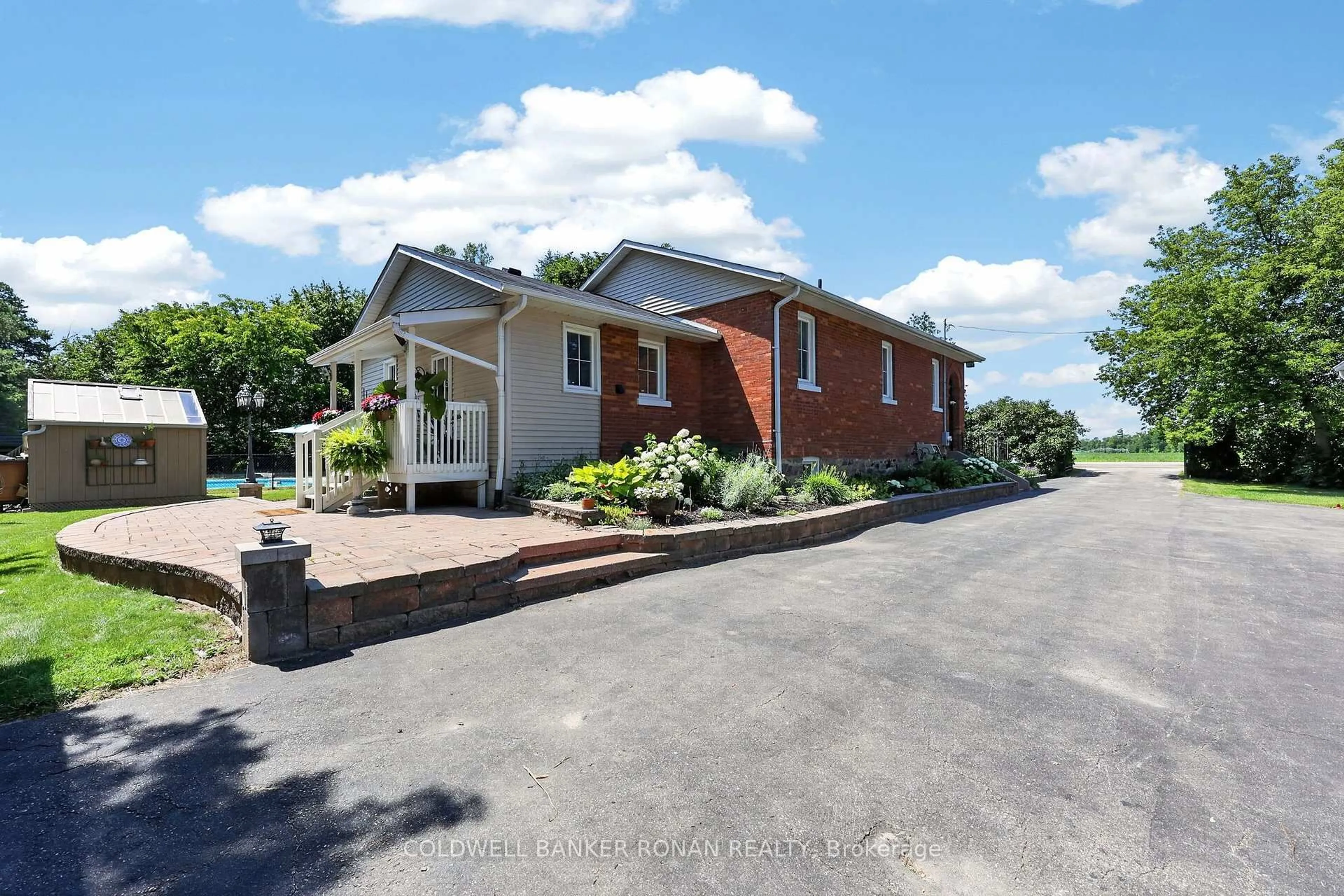 A pic from outside/outdoor area/front of a property/back of a property/a pic from drone, street for 4087 Concession Rd 5, Adjala-Tosorontio Ontario L0G 1L0
