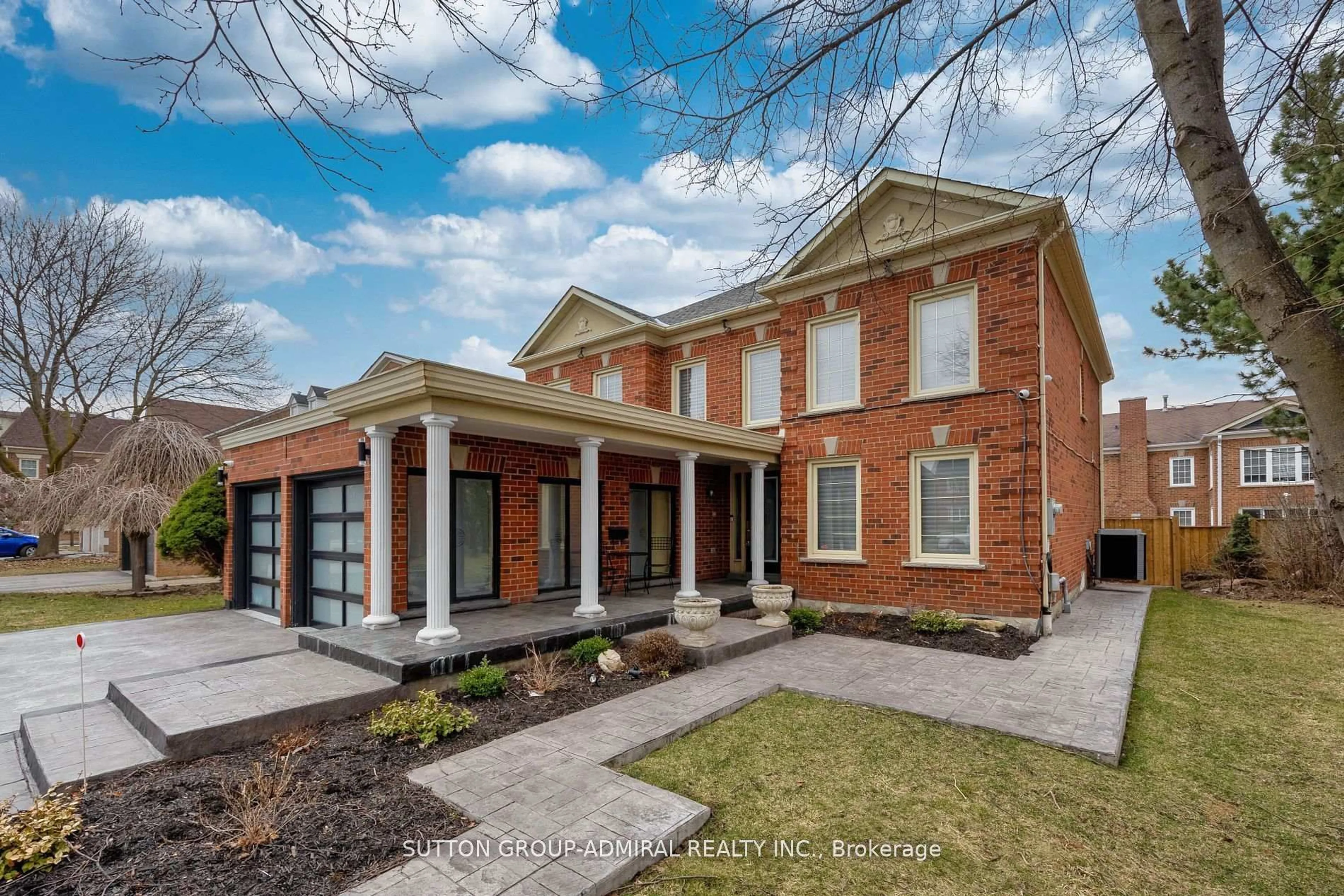 Home with brick exterior material, building for 1 Regent St, Richmond Hill Ontario L4C 9A9