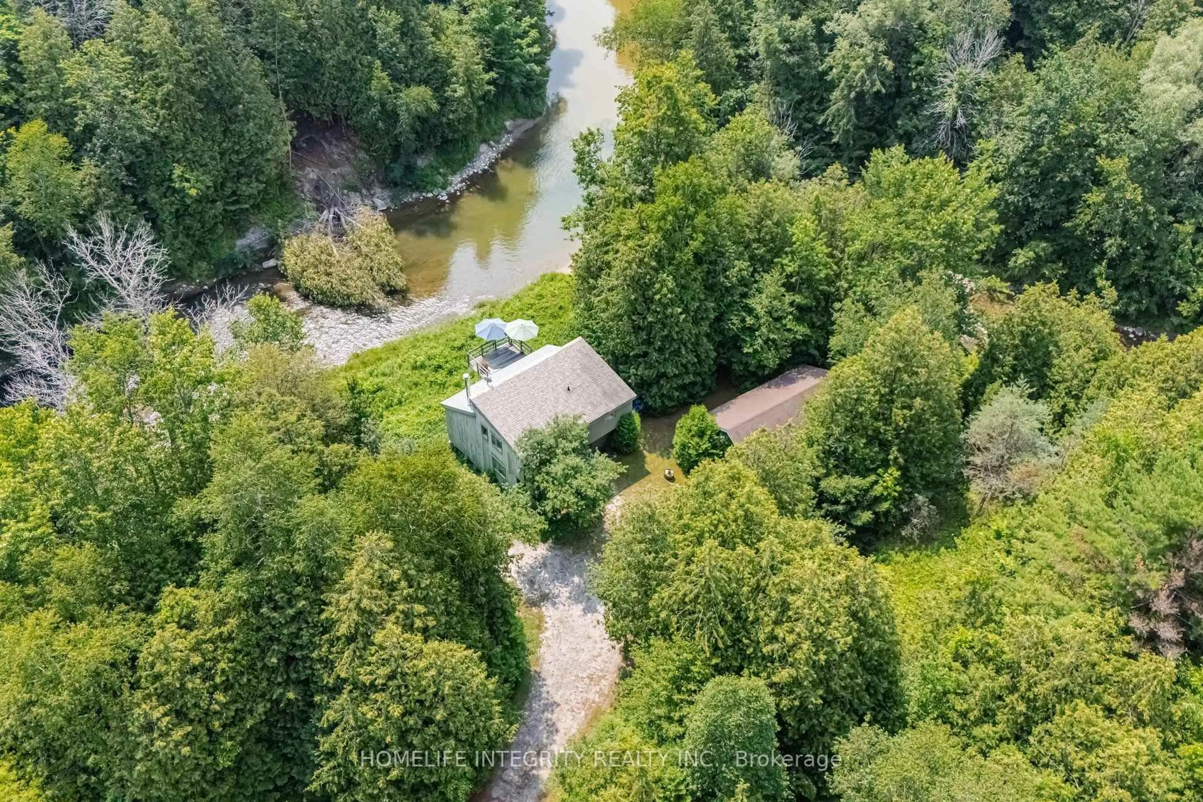 A pic from outside/outdoor area/front of a property/back of a property/a pic from drone, water/lake/river/ocean view for 6337 13th Line, New Tecumseth Ontario L9R 1V4