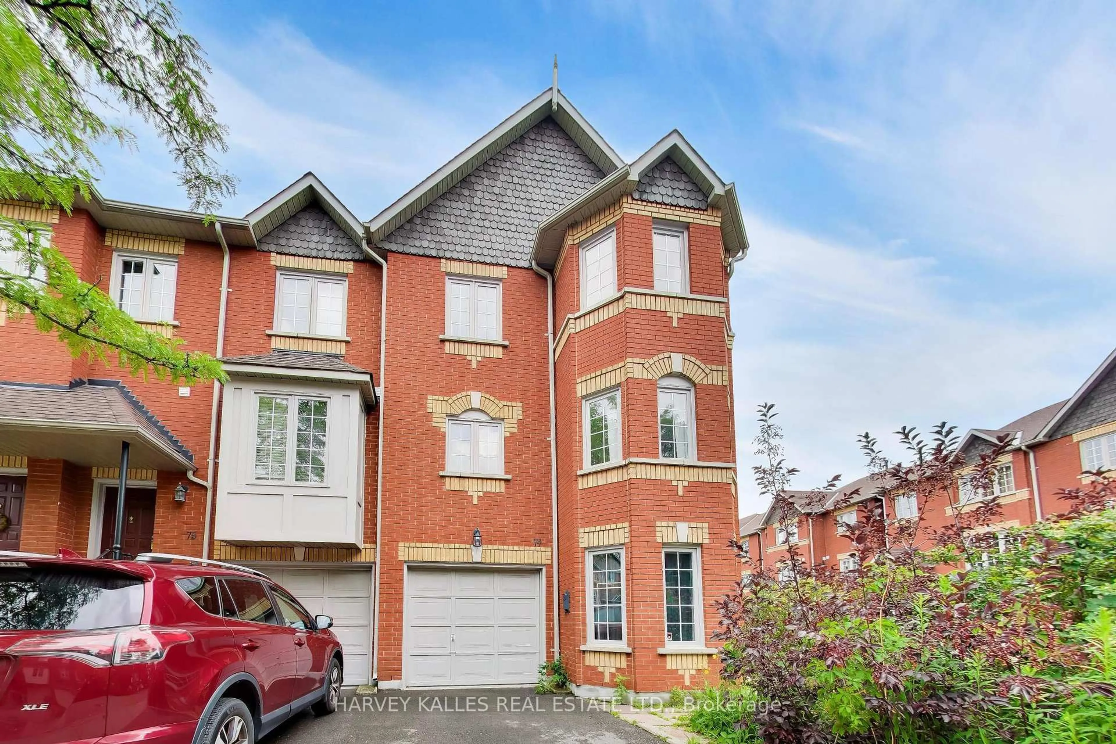 Home with brick exterior material, street for 95 Weldrick Rd #74, Richmond Hill Ontario L4C 0H6