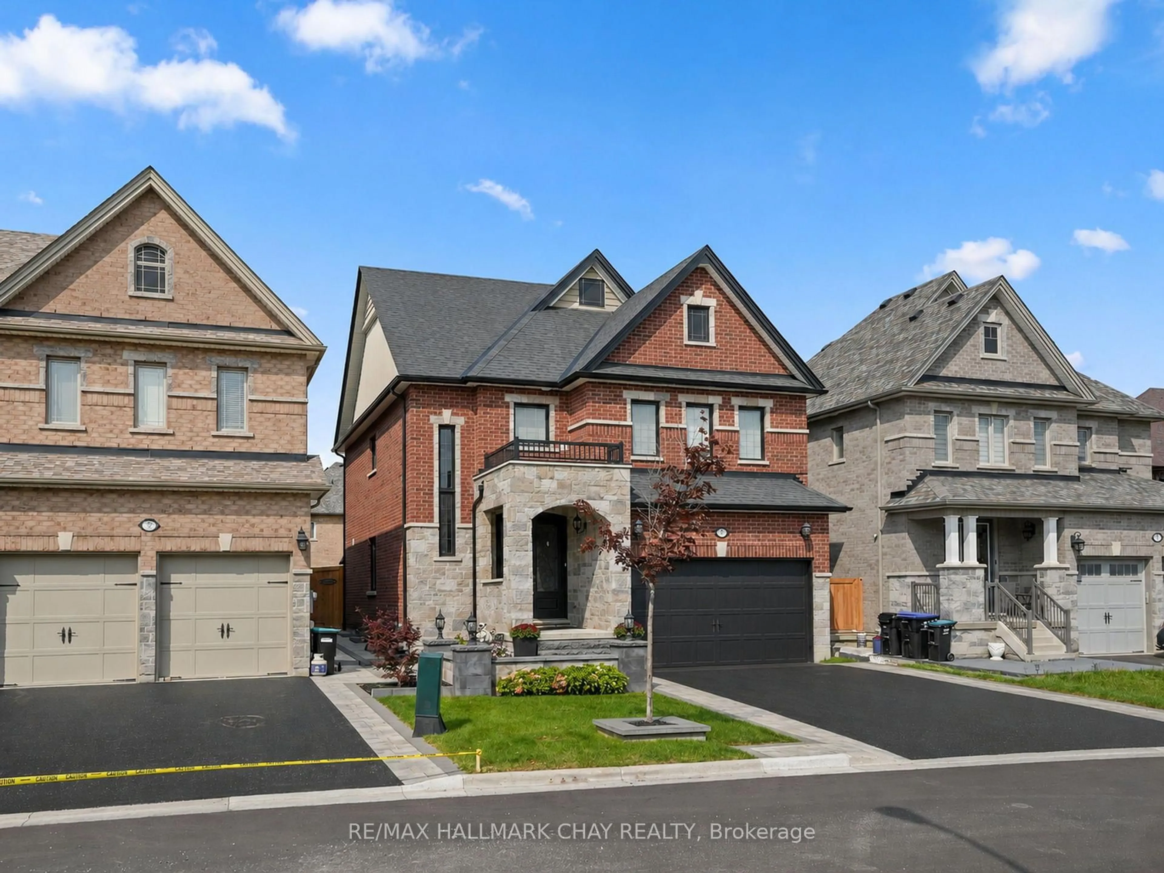 Home with brick exterior material, street for 80 Holt Dr, New Tecumseth Ontario L9R 0H8