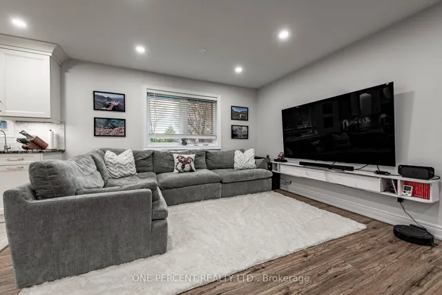 8 Cardwell Crt, Adjala-Tosorontio 5