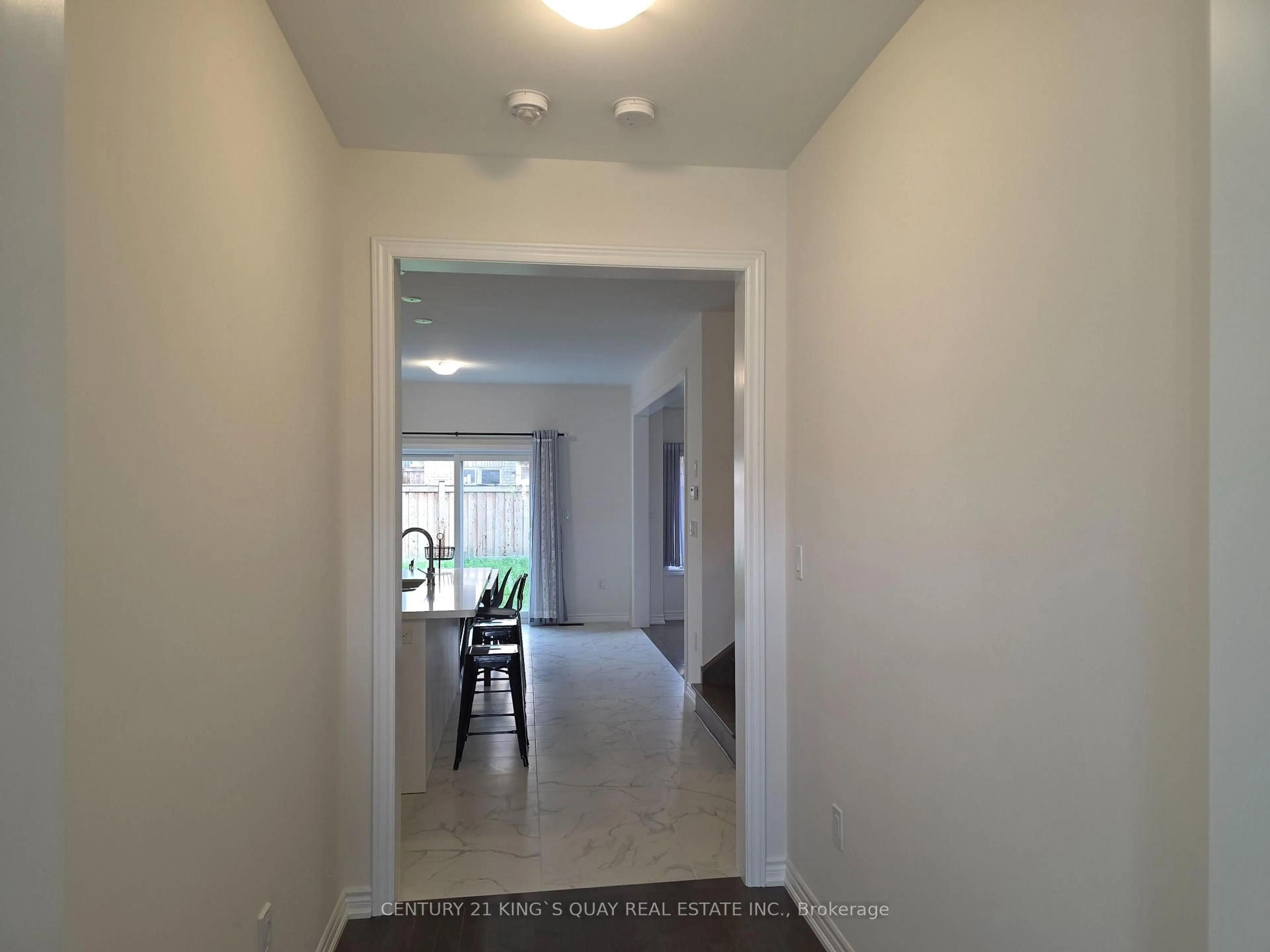 Unknown for 37 Pietrowski Dr, Georgina Ontario L4P 0K2