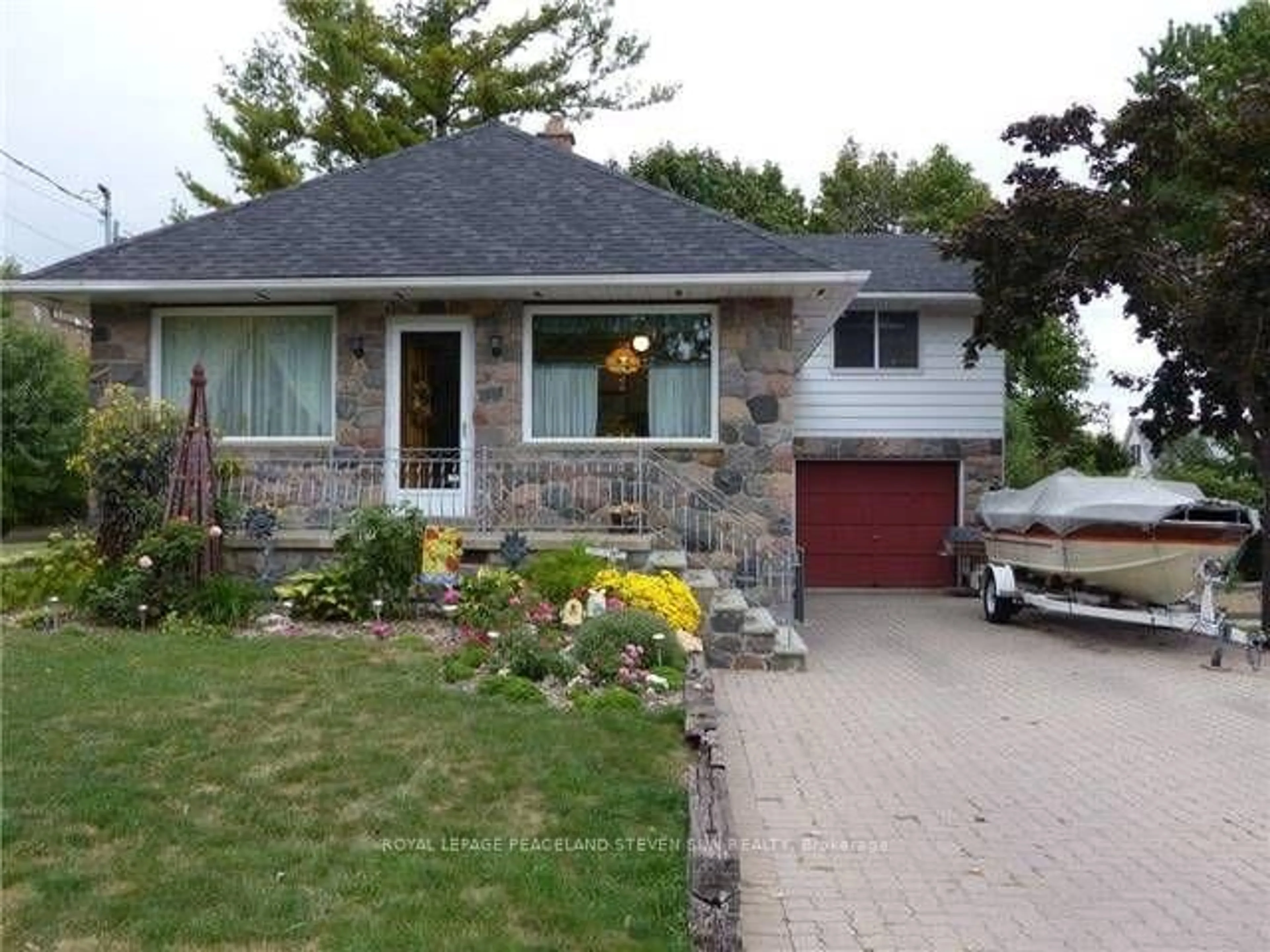 Home with brick exterior material, street for 34 Morgan Ave, Markham Ontario L3T 1R2