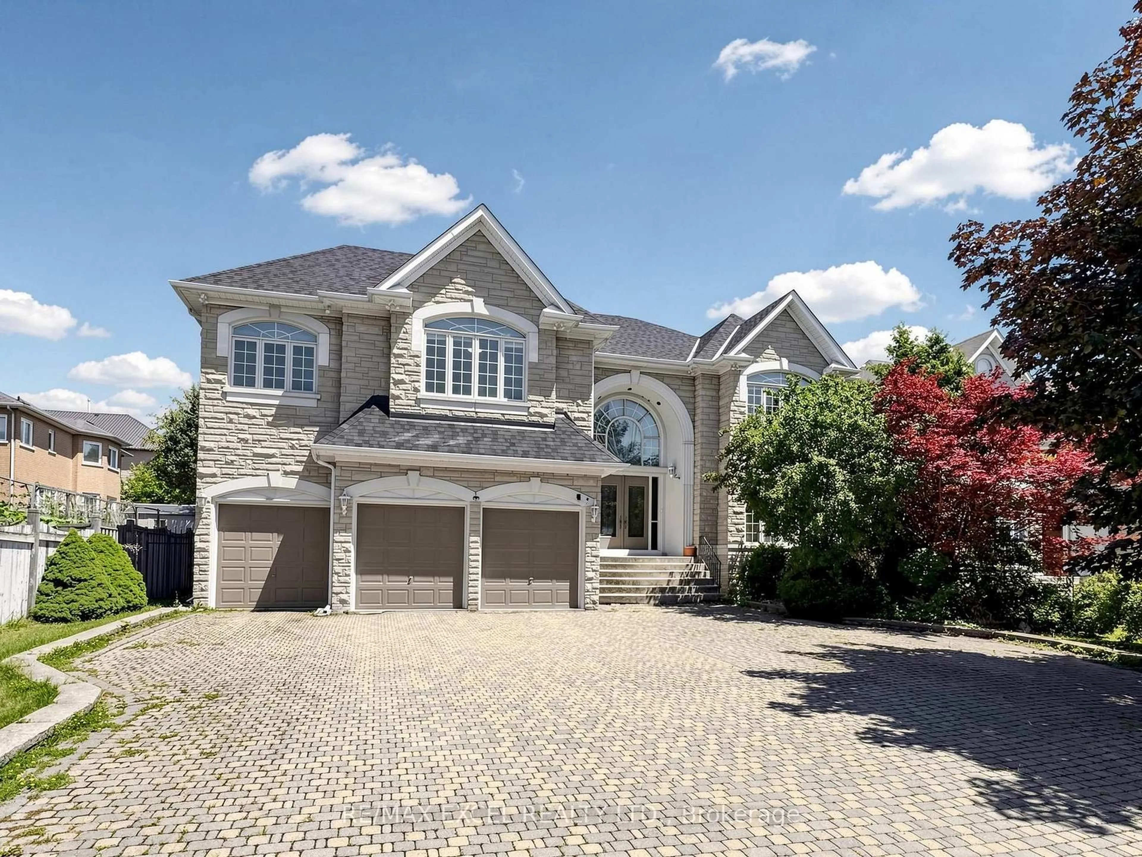 Home with brick exterior material, street for 16 Frybrook Cres, Richmond Hill Ontario L4B 4B8