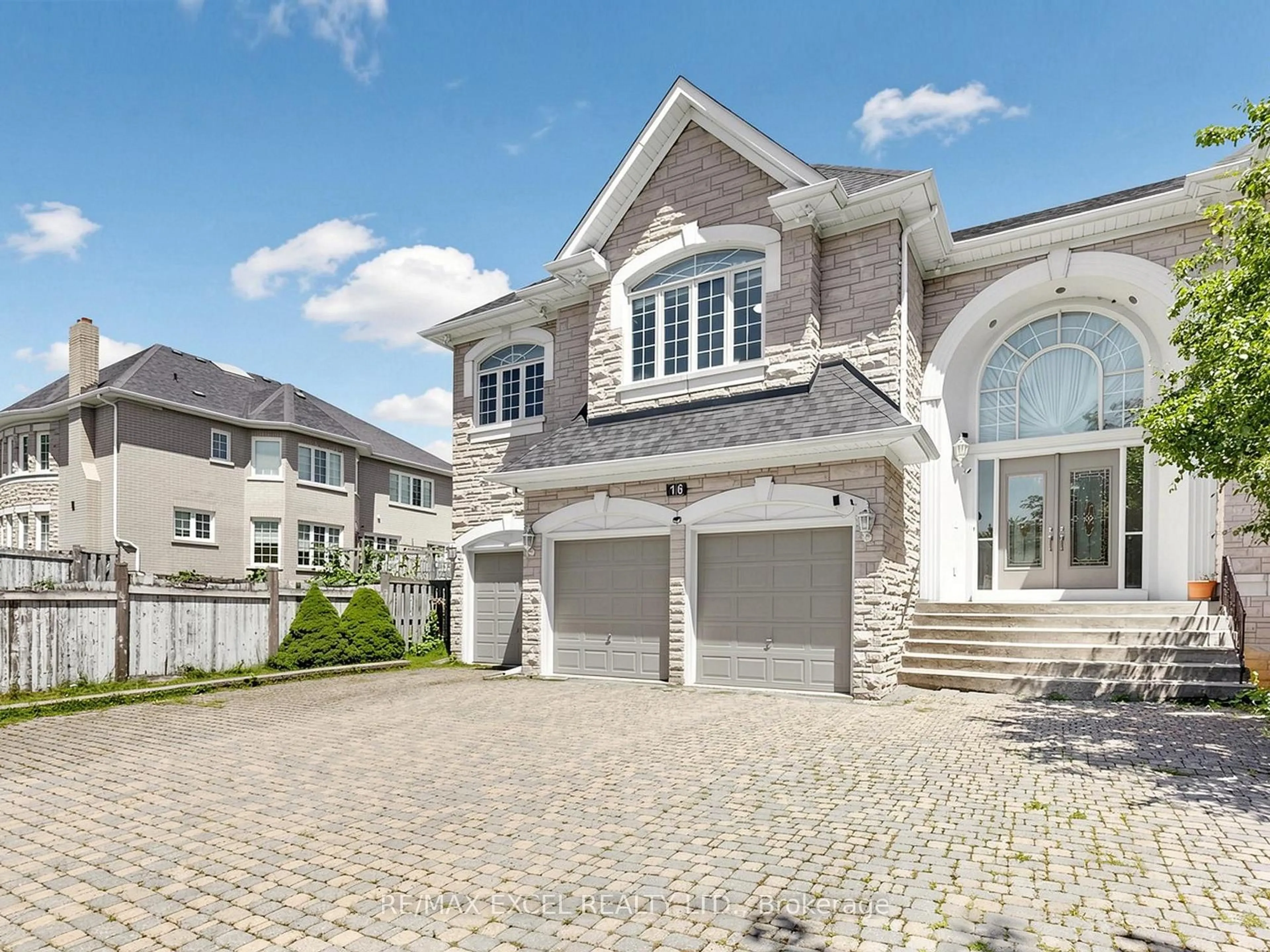 Home with brick exterior material, street for 16 Frybrook Cres, Richmond Hill Ontario L4B 4B8