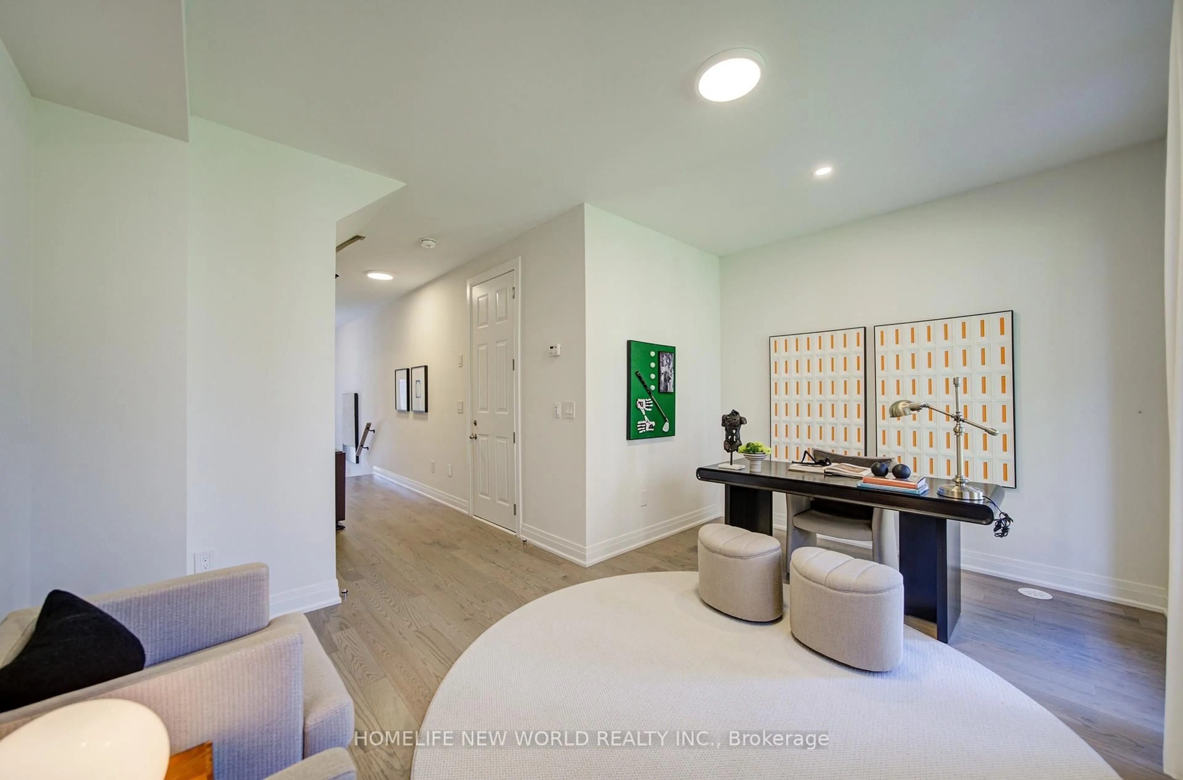 Unknown for 216 Vermont Ave, Newmarket Ontario L3X 2Y8