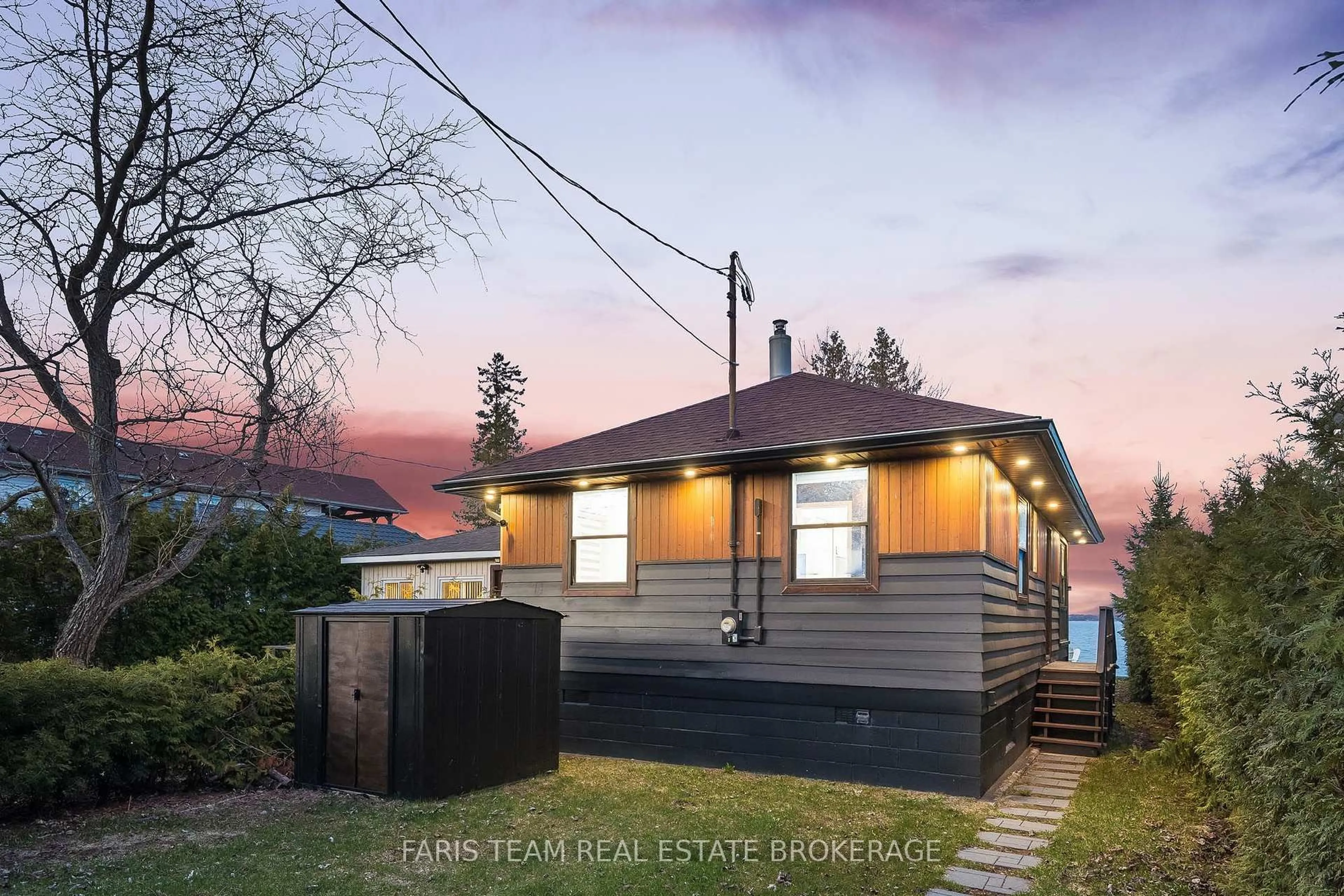 Unknown for 2305 Crystal Beach Rd, Innisfil Ontario L9S 3W8
