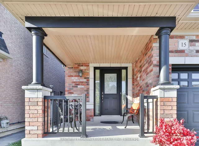 15 Robertdale Crt, Whitchurch-Stouffville 2