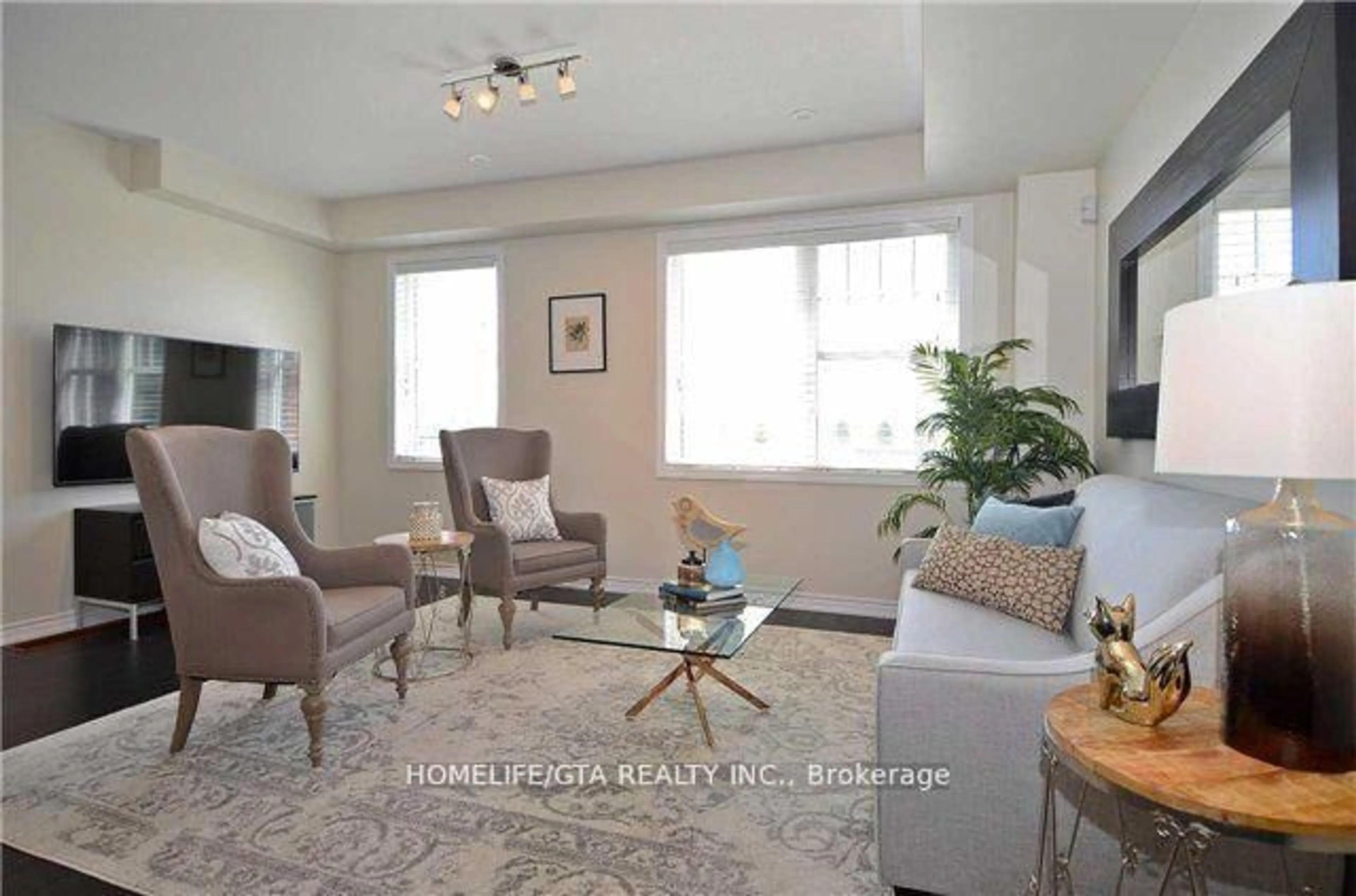 Living room with furniture, unknown for 52 Baker Hill Blvd, Whitchurch-Stouffville Ontario L4A 8B7