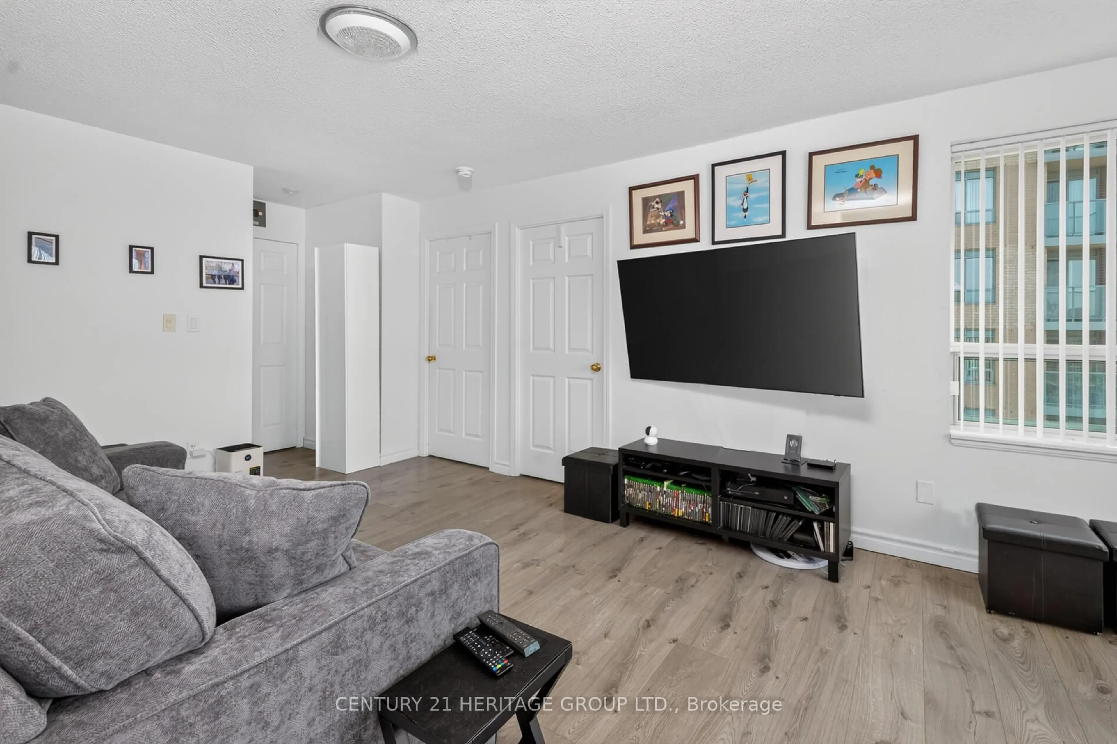 Unknown for 39 Oneida Cres #1017, Richmond Hill Ontario L4B 4T9