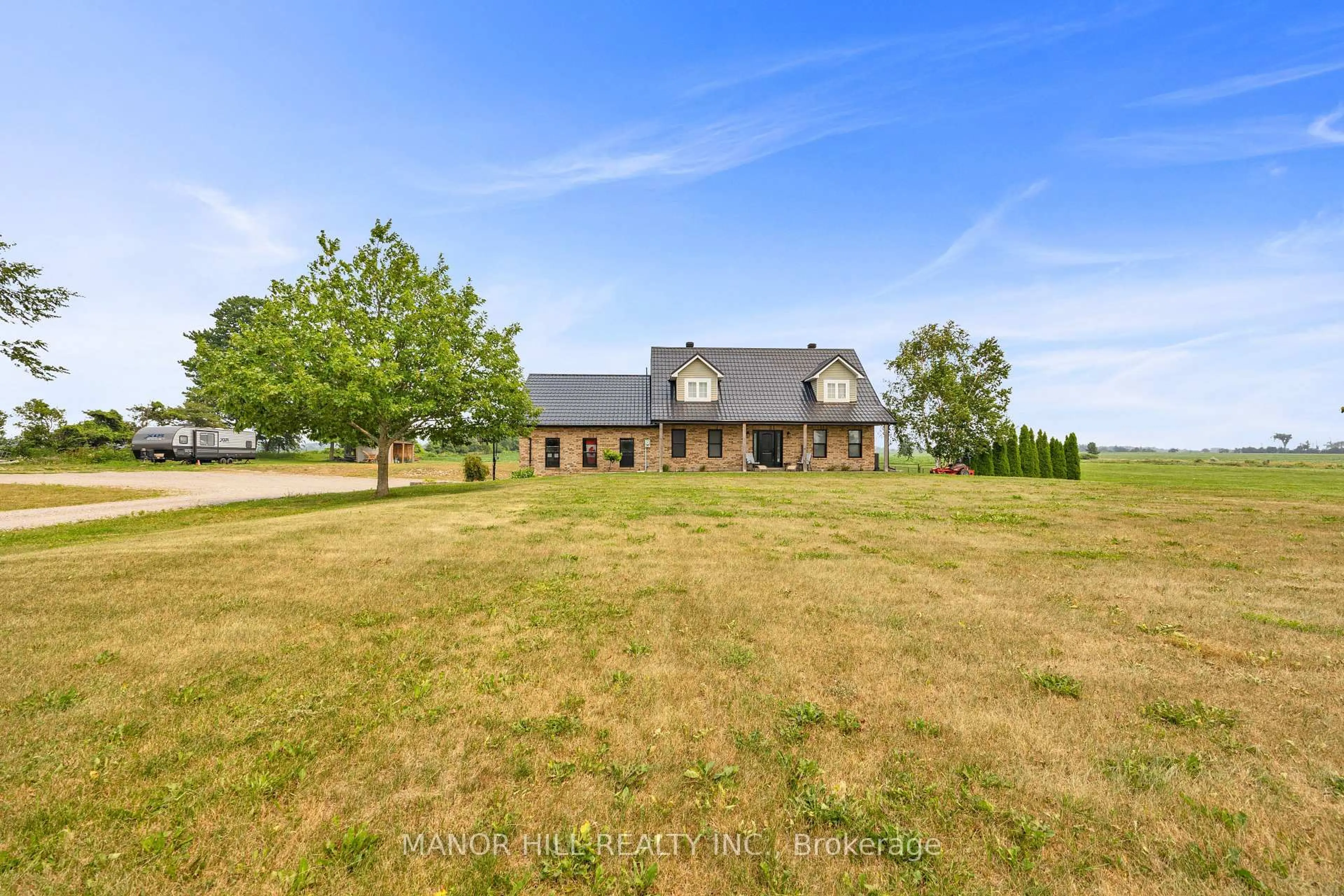 A pic from outside/outdoor area/front of a property/back of a property/a pic from drone, water/lake/river/ocean view for 6111 10th Line, Essa Ontario L0L 2N0