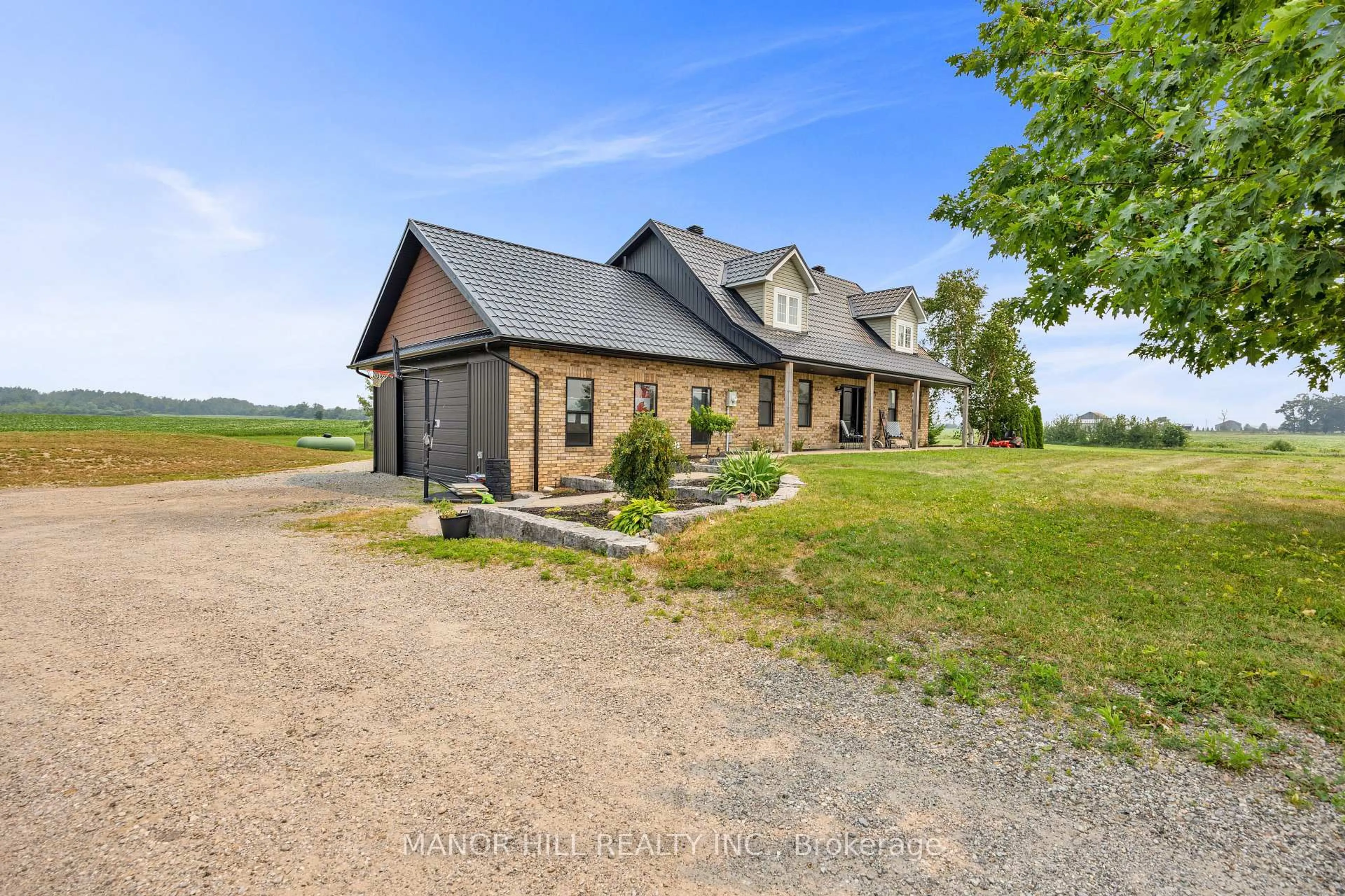 A pic from outside/outdoor area/front of a property/back of a property/a pic from drone, building for 6111 10th Line, Essa Ontario L0L 2N0