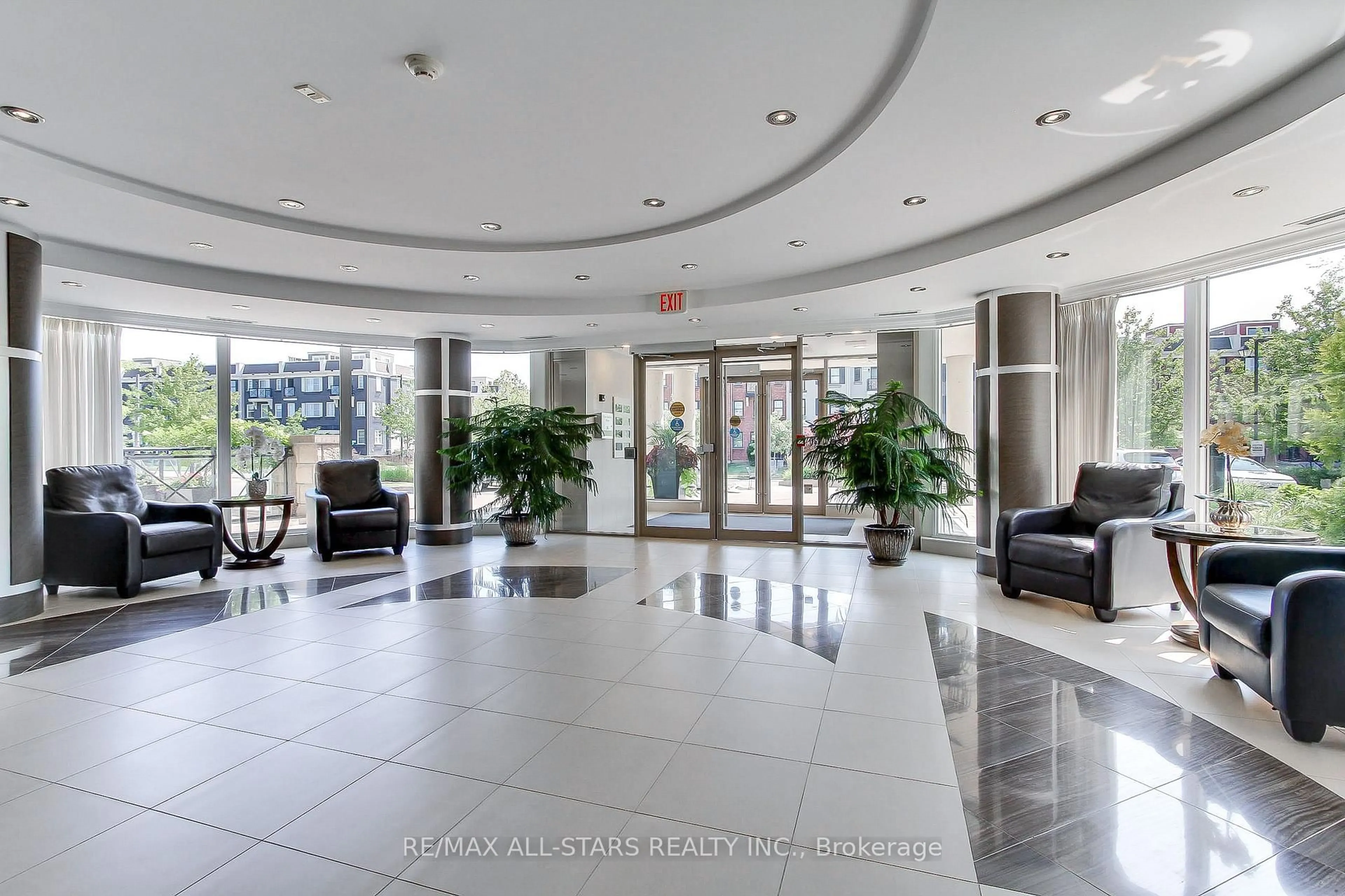 Lobby for 35 Baker Hill Blvd #322, Whitchurch-Stouffville Ontario L4A 1P8