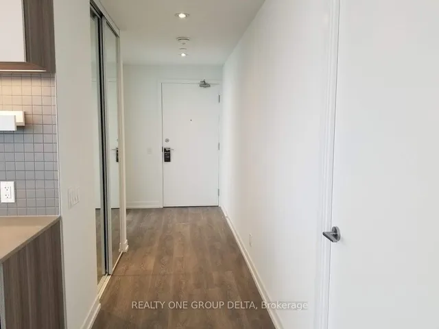 898 Portage Pkwy #4002, Vaughan 5