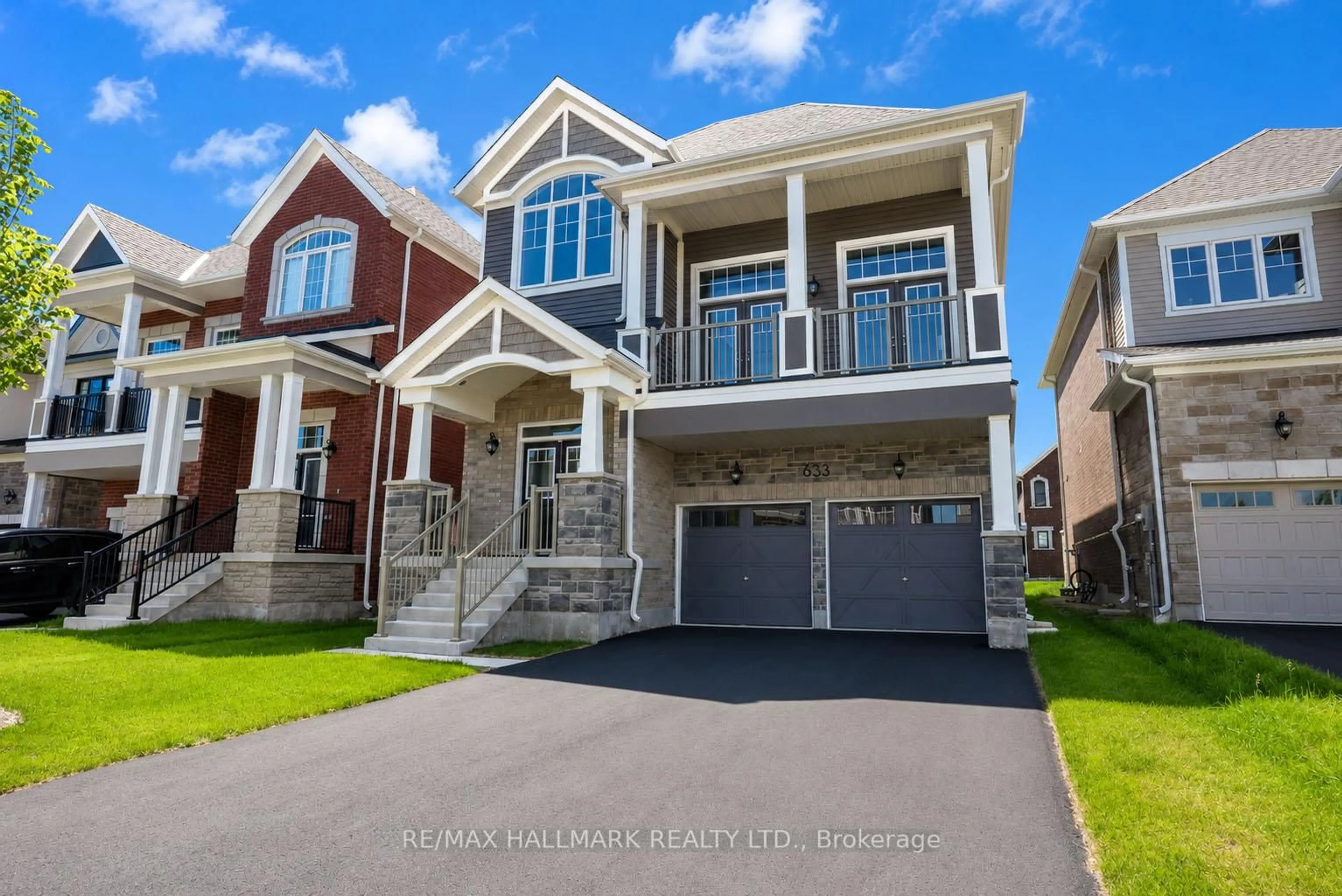 Home with brick exterior material, street for 633 Mika St, Innisfil Ontario L9S 0R9