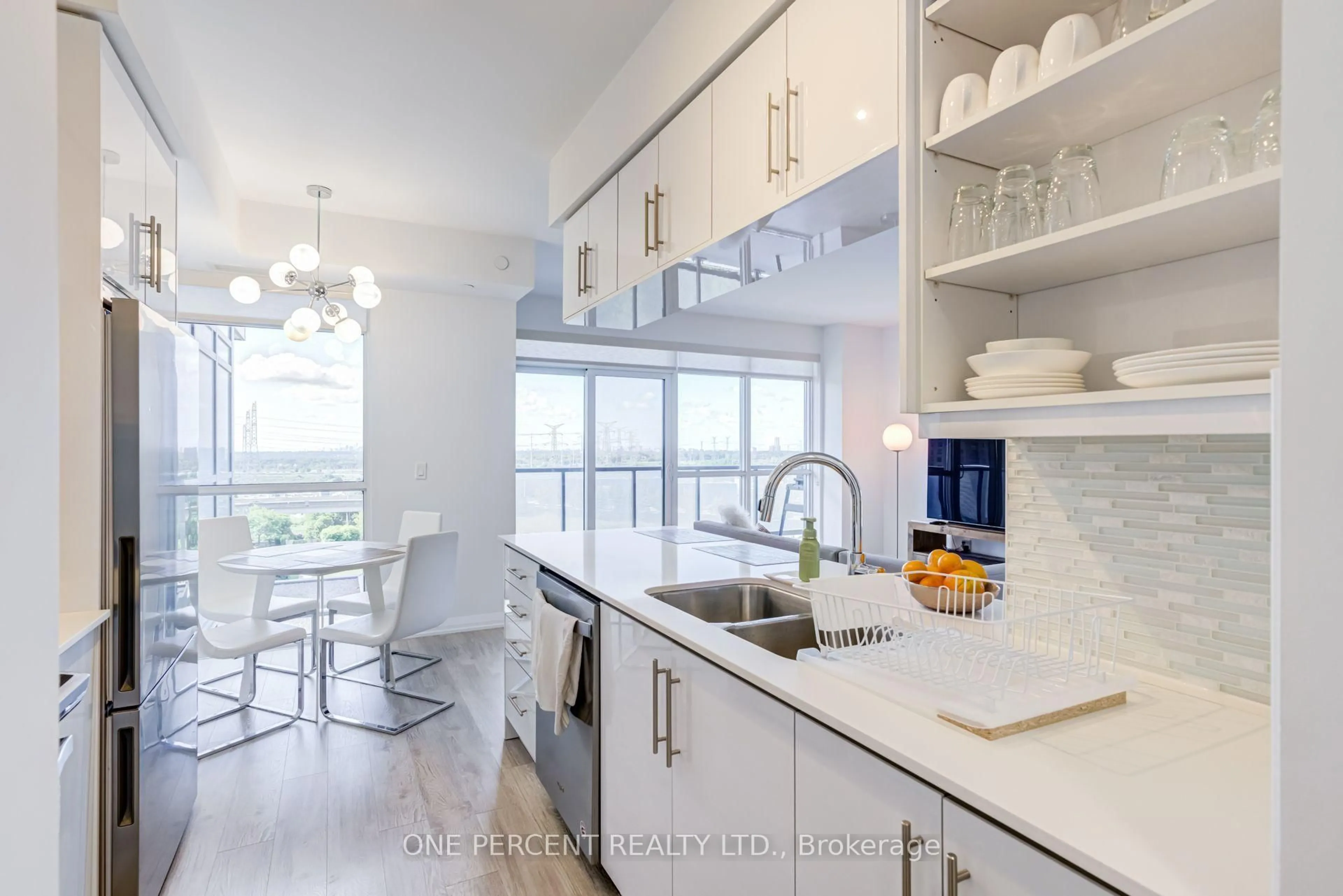 Unknown for 65 Oneida Cres #804, Richmond Hill Ontario L4B 0A1
