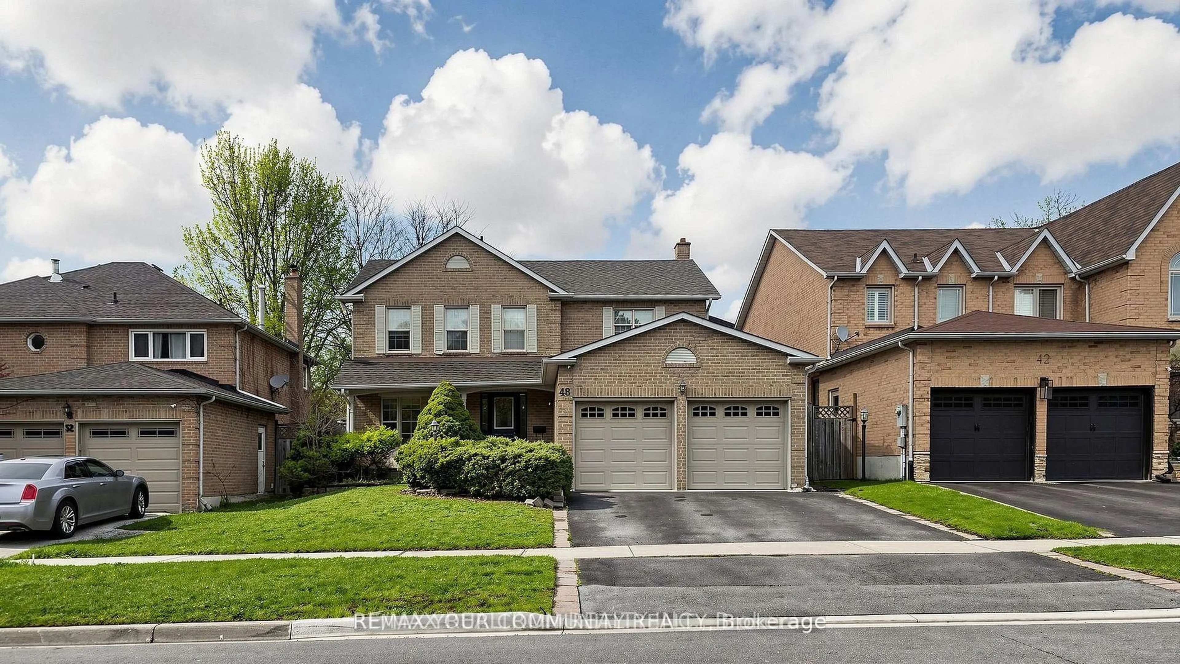 Home with brick exterior material, street for 48 Beatty Cres, Aurora Ontario L4G 5V4