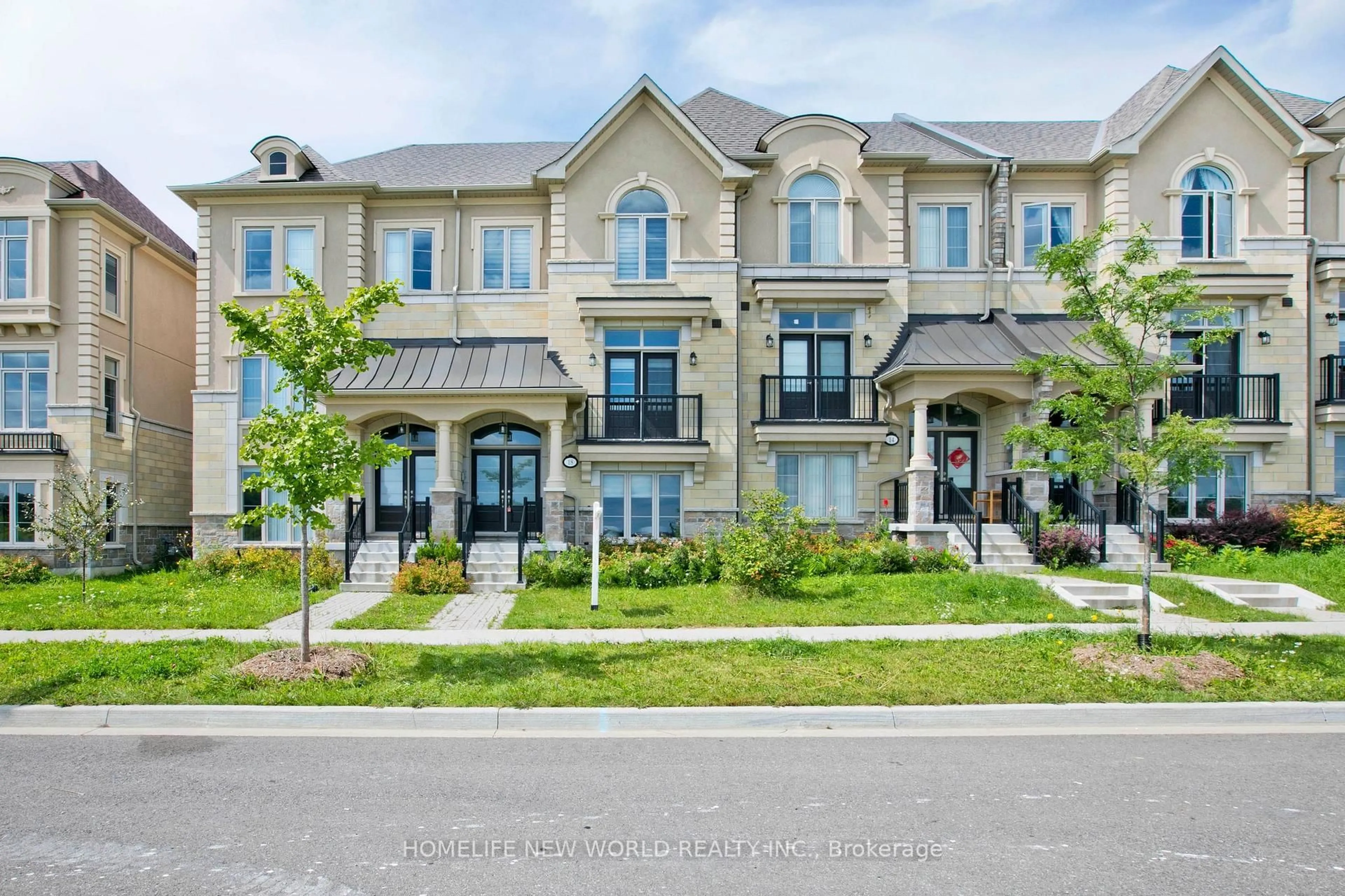 Unknown for 18 Campobello St, Vaughan Ontario L6A 5B3
