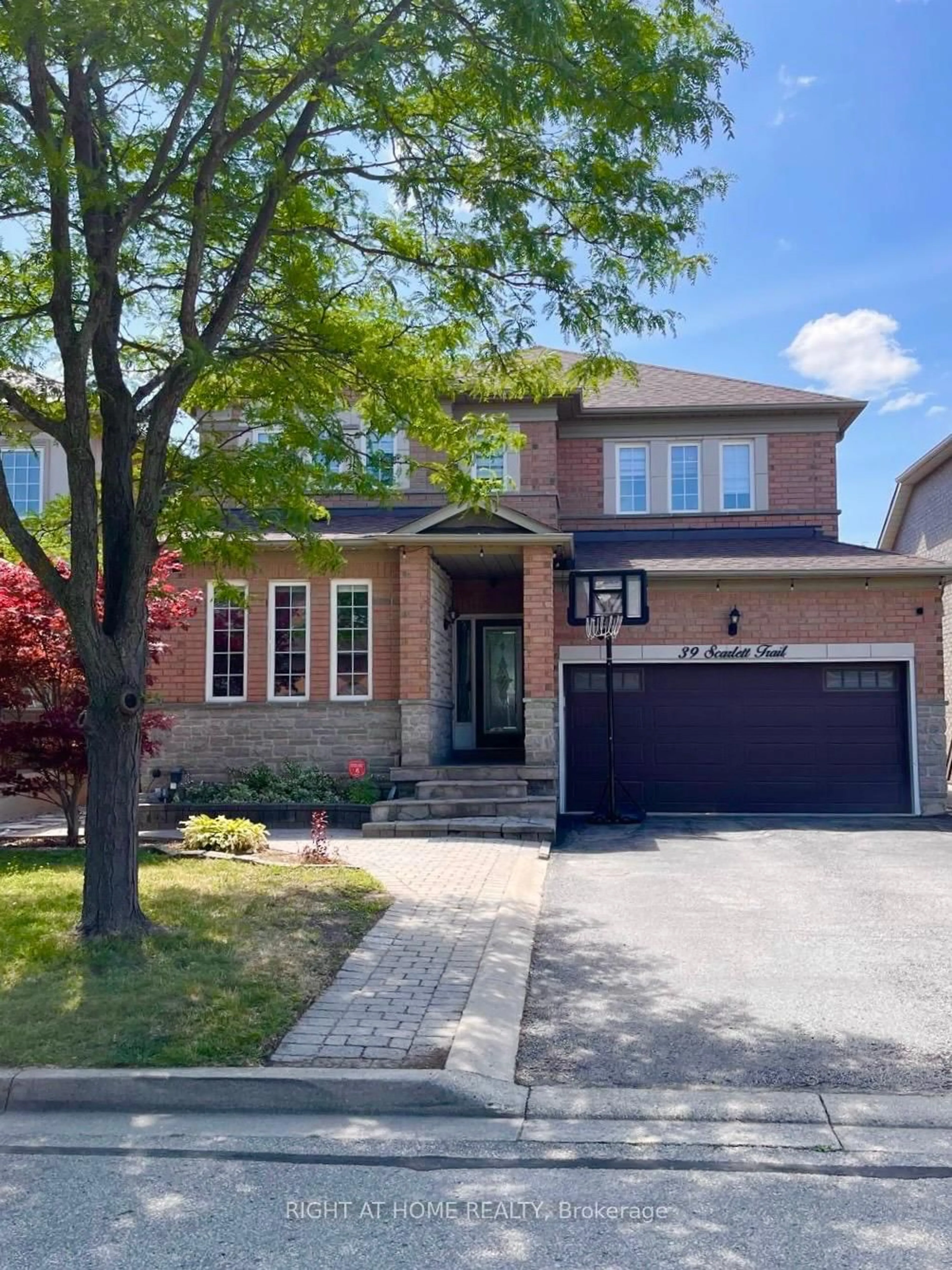Home with brick exterior material, street for 39 Scarlett Tr, Vaughan Ontario L4H 2R1