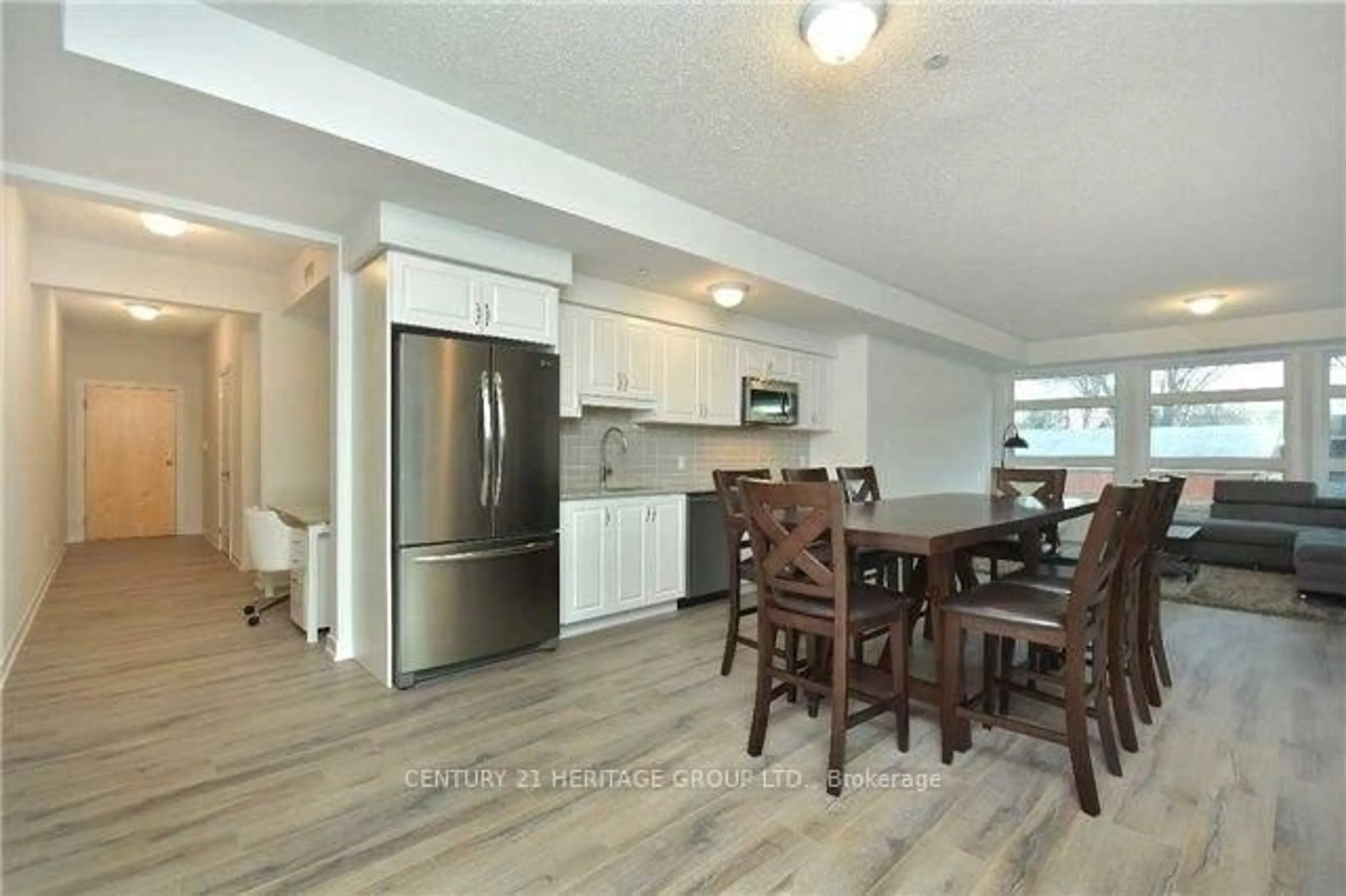 Open concept kitchen, unknown for 69 Boyne St #212, New Tecumseth Ontario L9R 1T3
