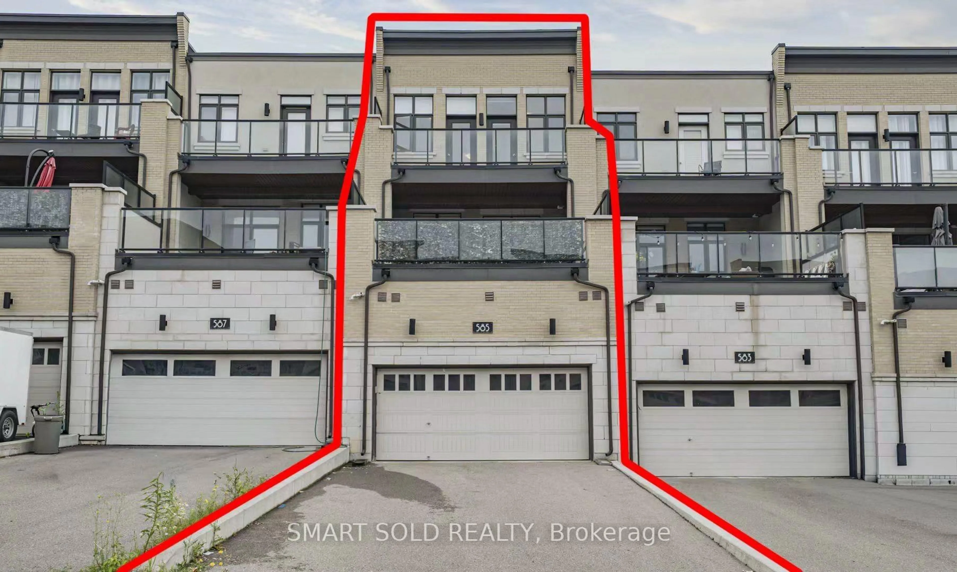 Unknown for 585 Marc Santi Blvd, Vaughan Ontario L6A 4Z8