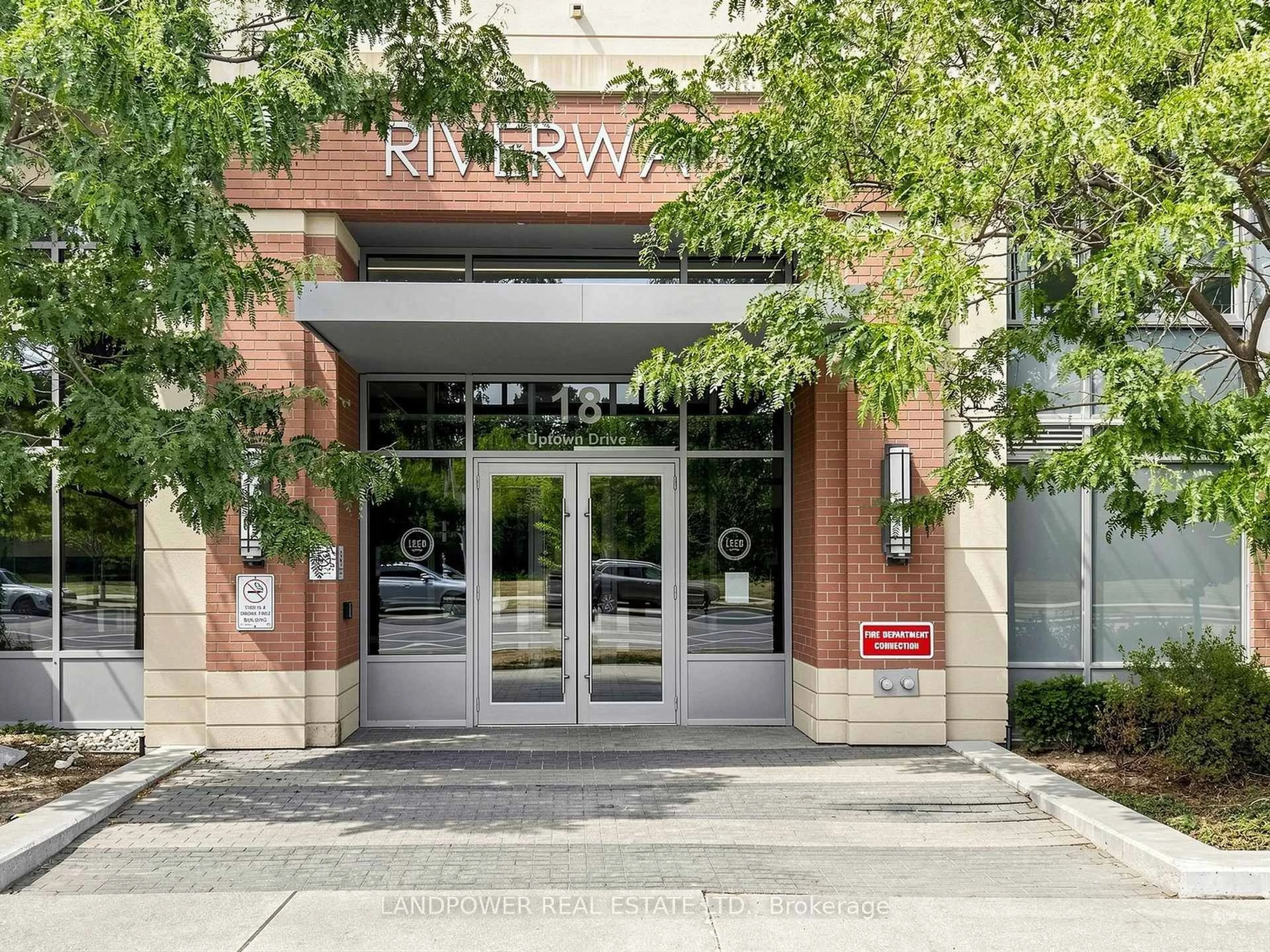 Indoor foyer for 18 Uptown Dr #120, Markham Ontario L3R 5M5