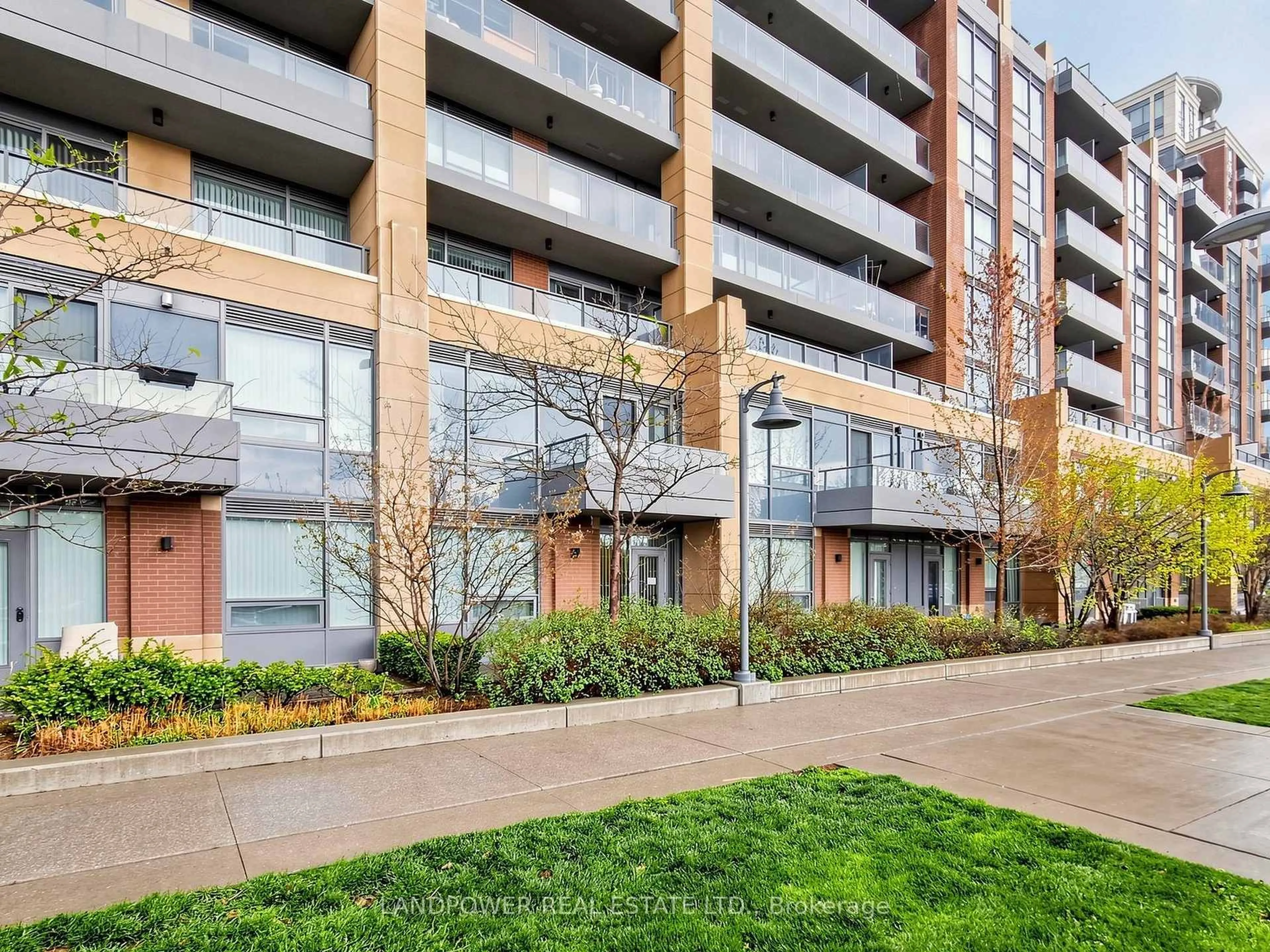Unknown for 18 Uptown Dr #120, Markham Ontario L3R 5M5