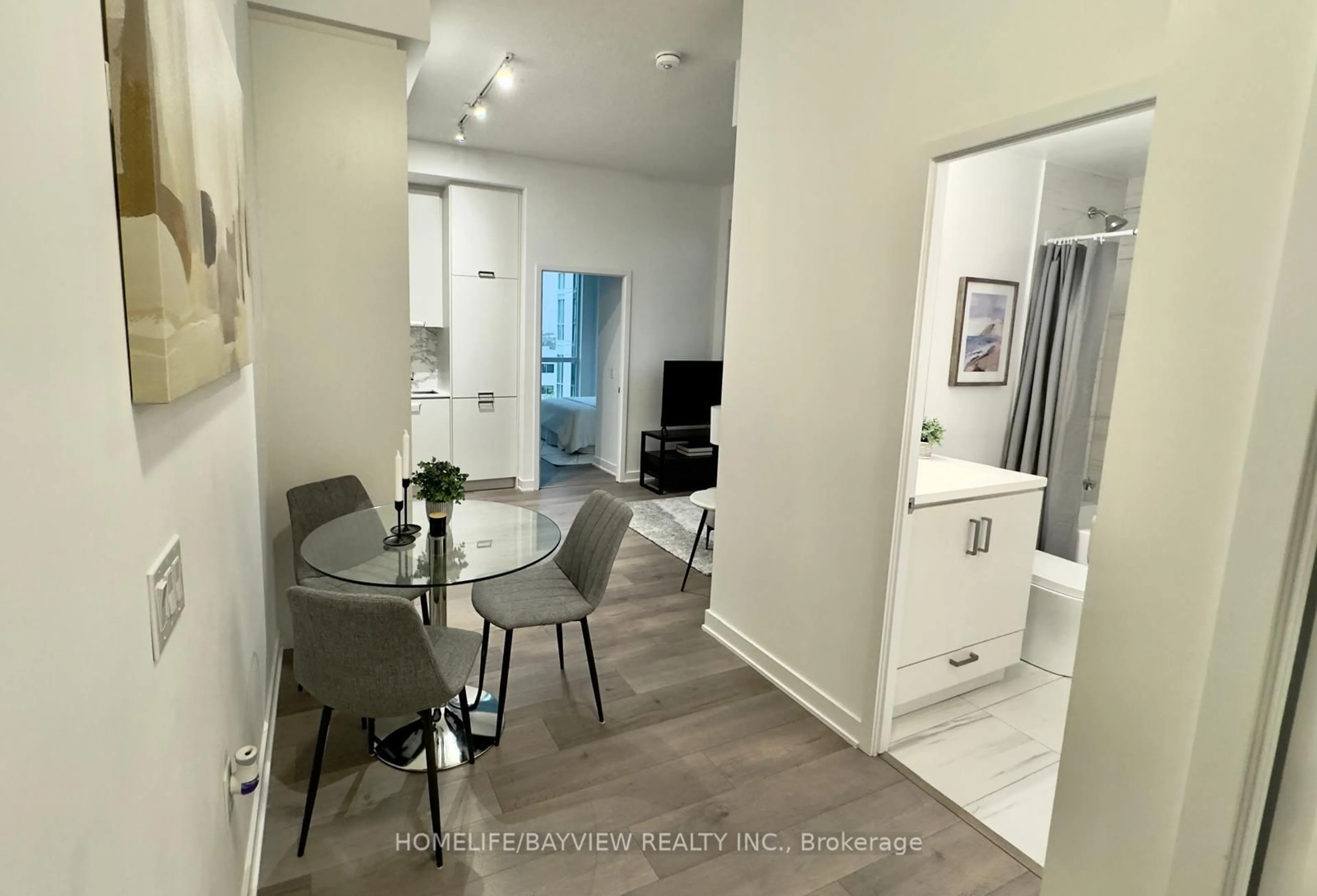 A pic of a room for 38 Honeycrisp Cres #512, Vaughan Ontario L4K 0M8