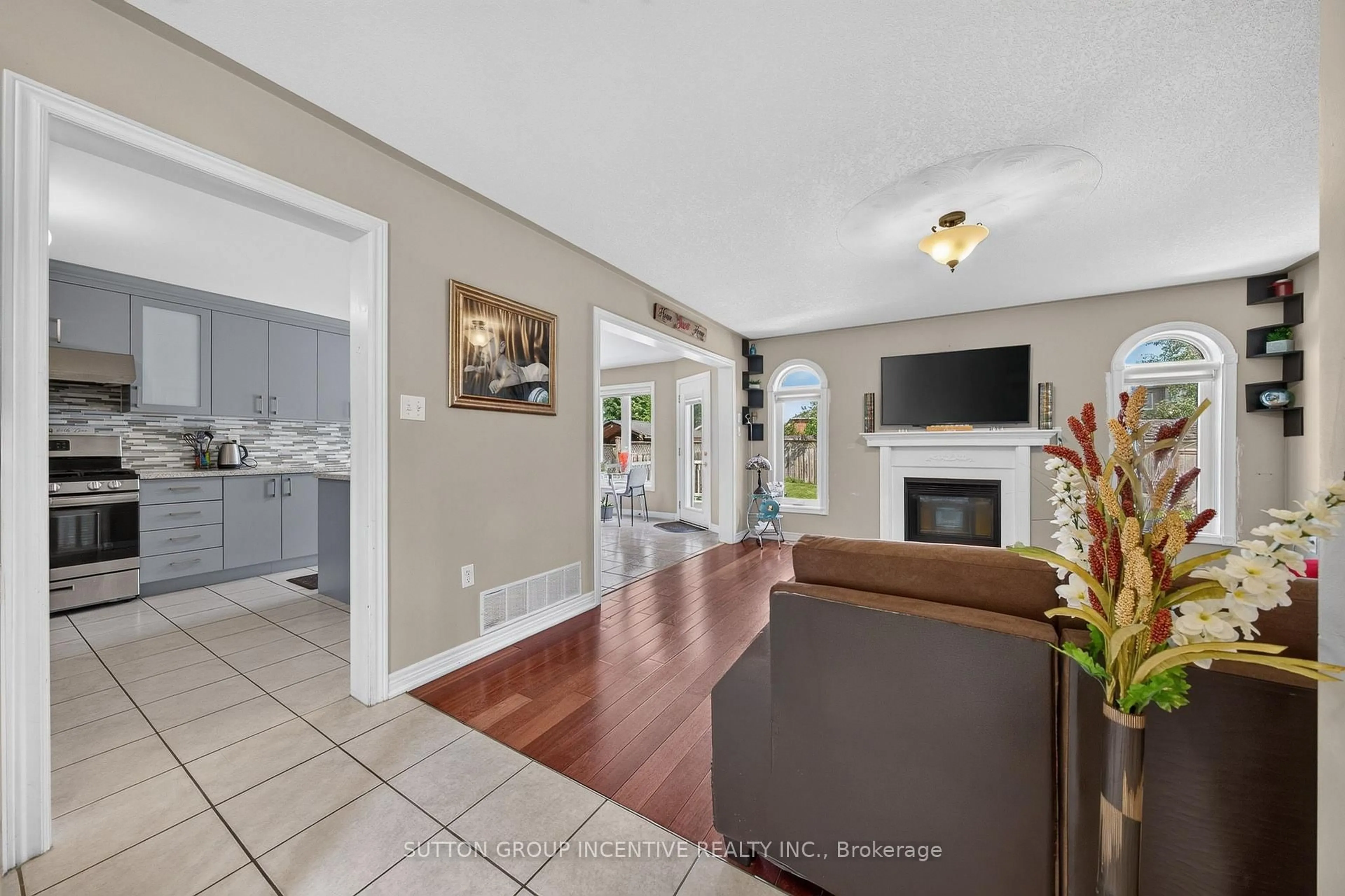 Unknown for 850 Leslie Dr, Innisfil Ontario L9S 2B8