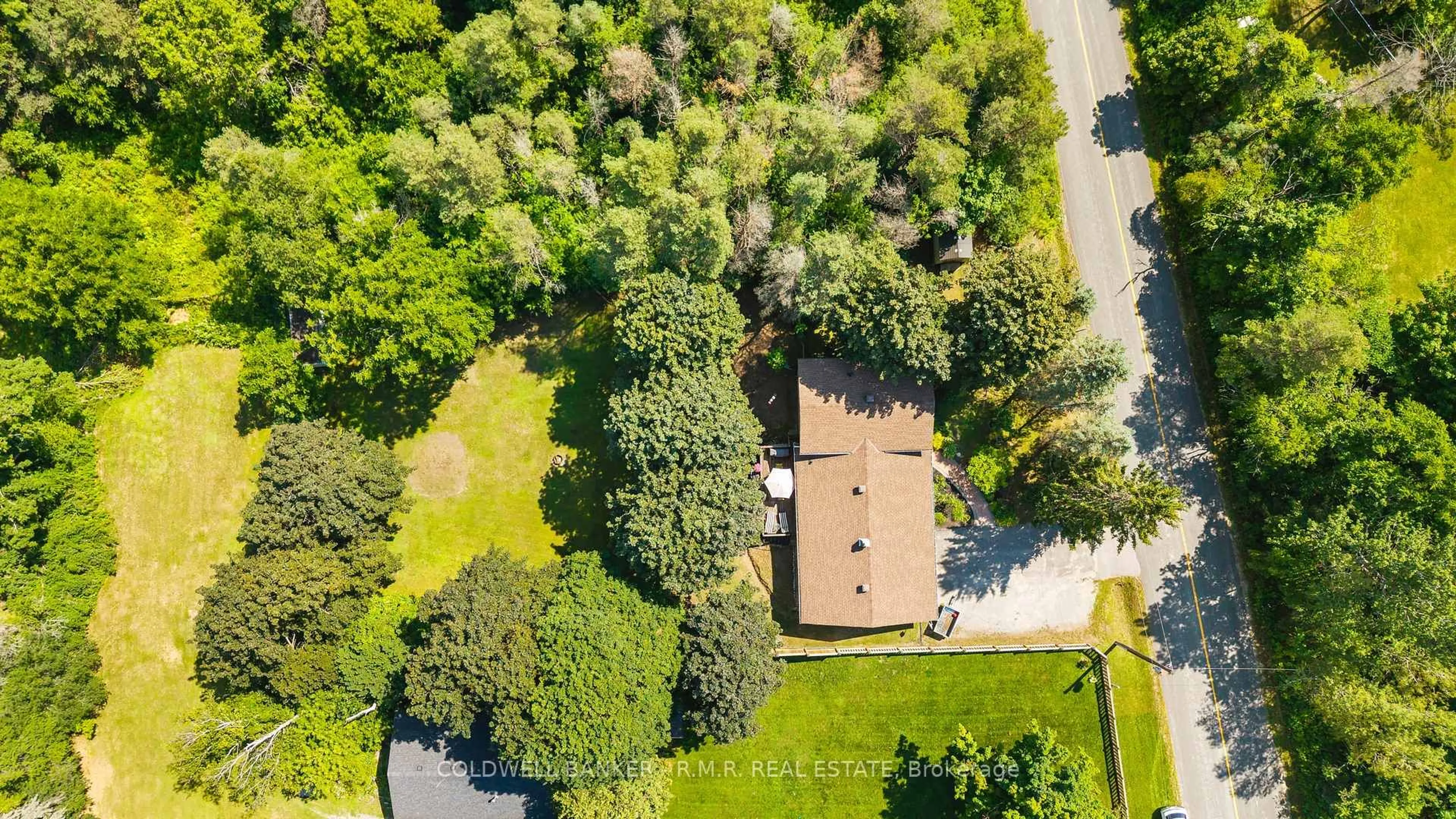 A pic from outside/outdoor area/front of a property/back of a property/a pic from drone, forest/trees view for 514 Old Stouffville Rd, Uxbridge Ontario L9P 1R4
