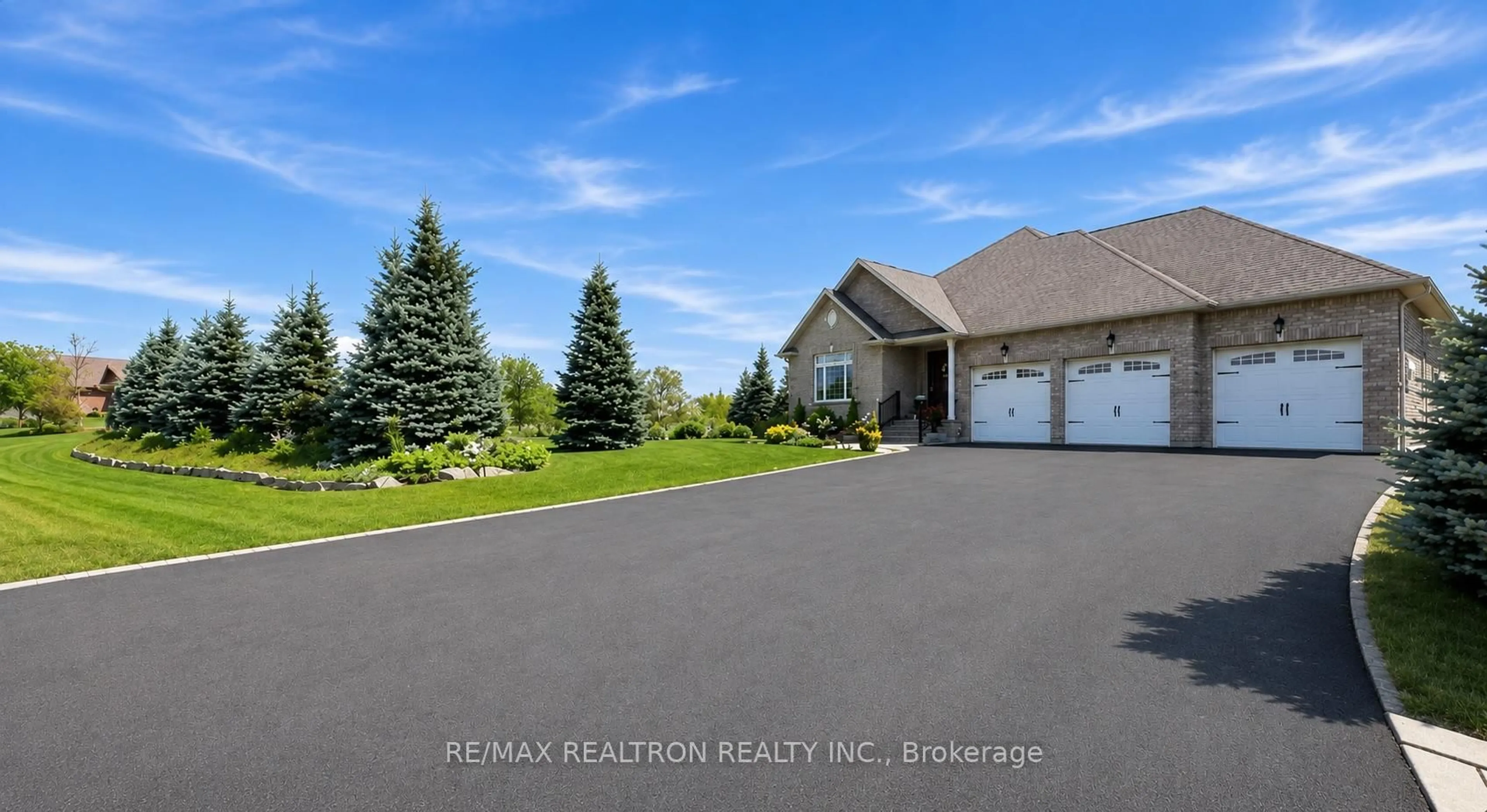 A pic from outside/outdoor area/front of a property/back of a property/a pic from drone, unknown for 17 Brolley Cres, Essa Ontario L0L 2N2