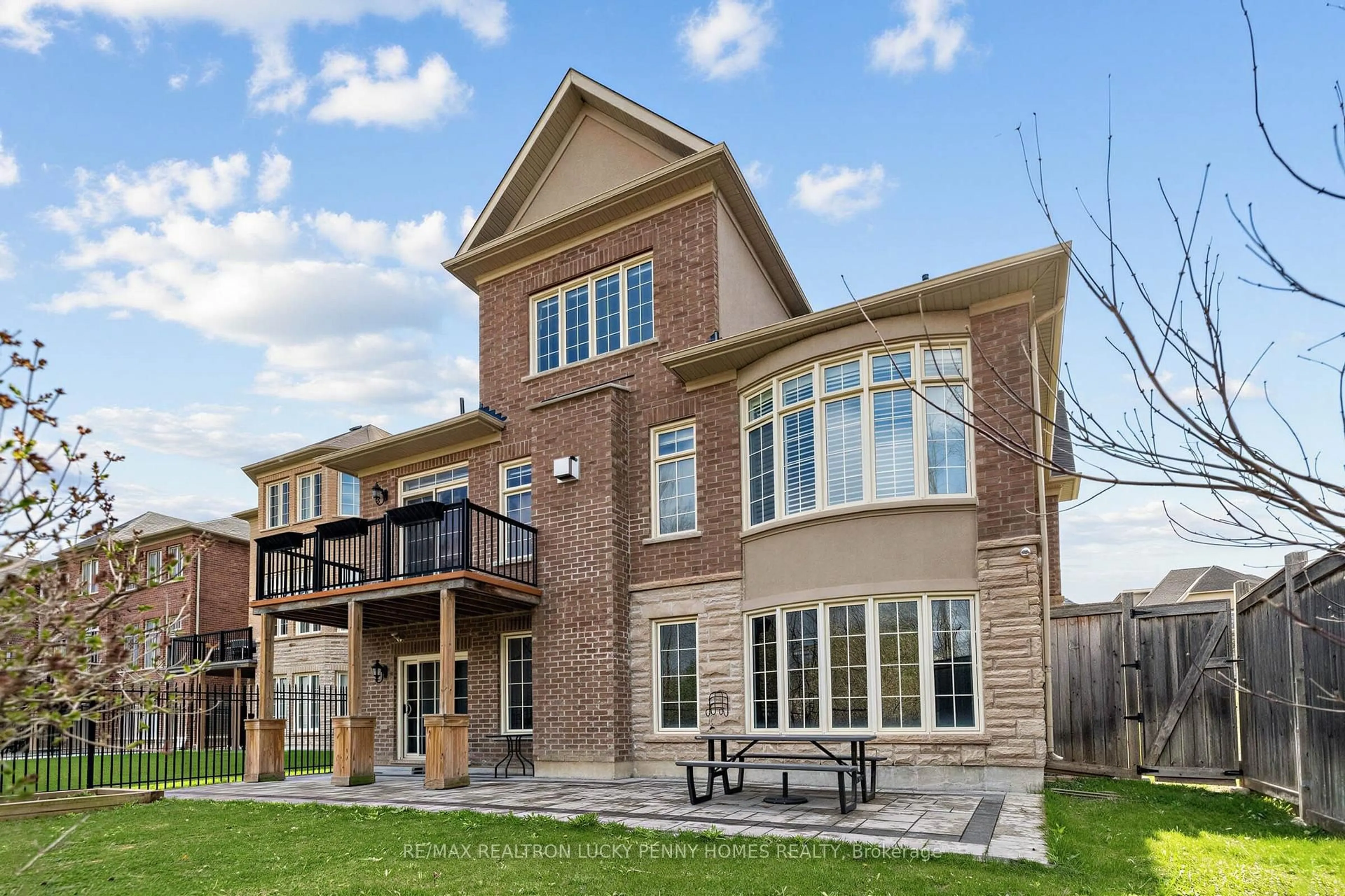 Home with brick exterior material, building for 15 Tralee Crt, Markham Ontario L6C 0V1