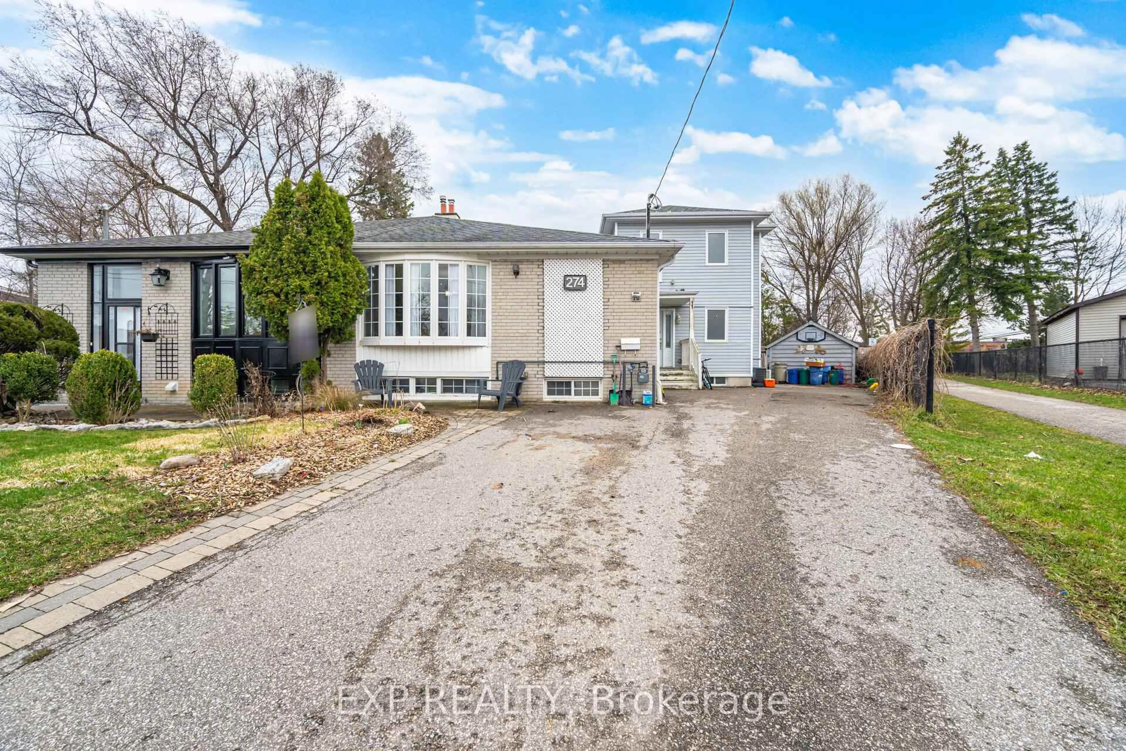 Unknown for 274 Demaine Cres, Richmond Hill Ontario L4C 2W5