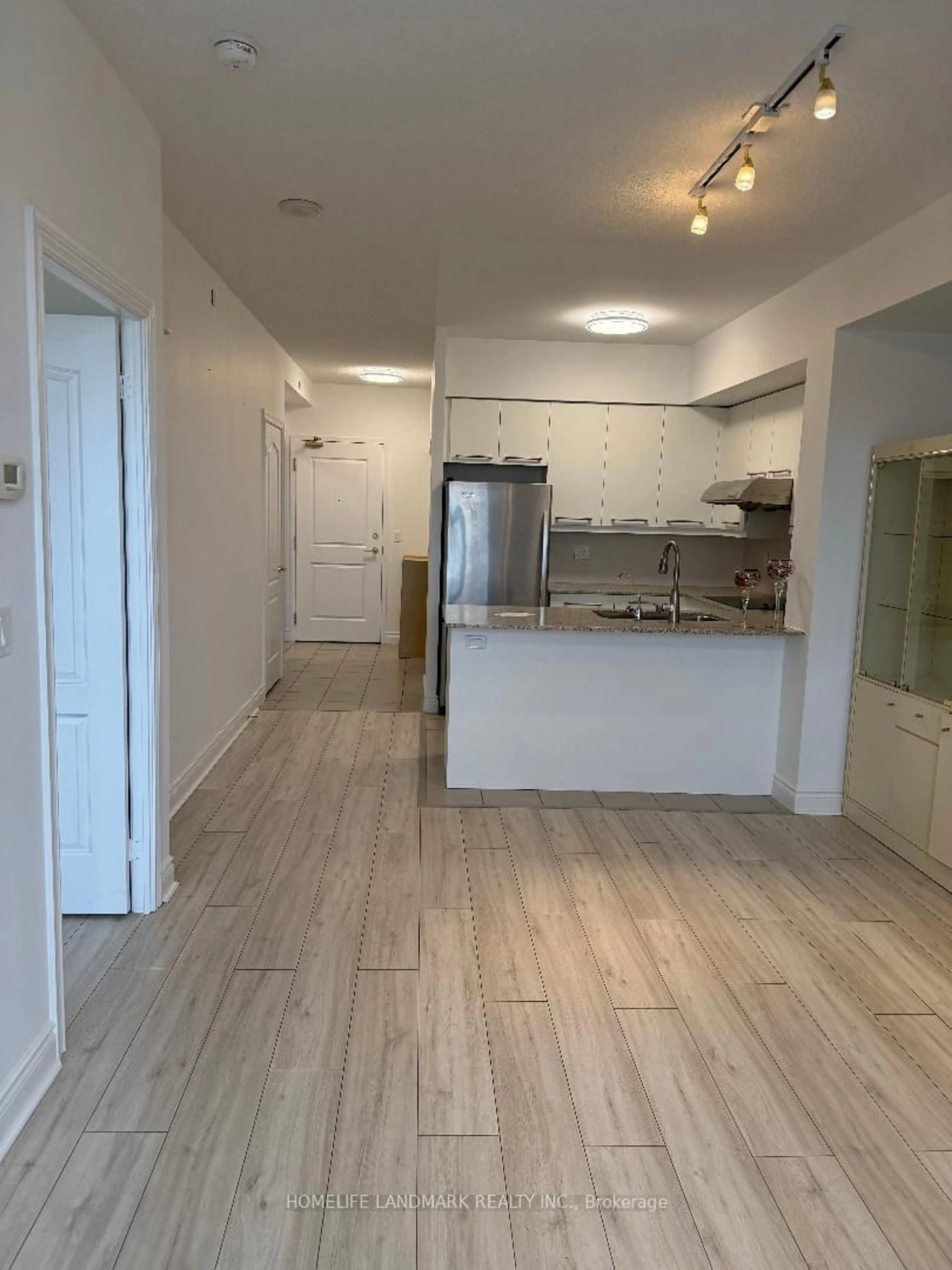 Unknown for 11211 Yonge St #650, Richmond Hill Ontario L4S 0E9