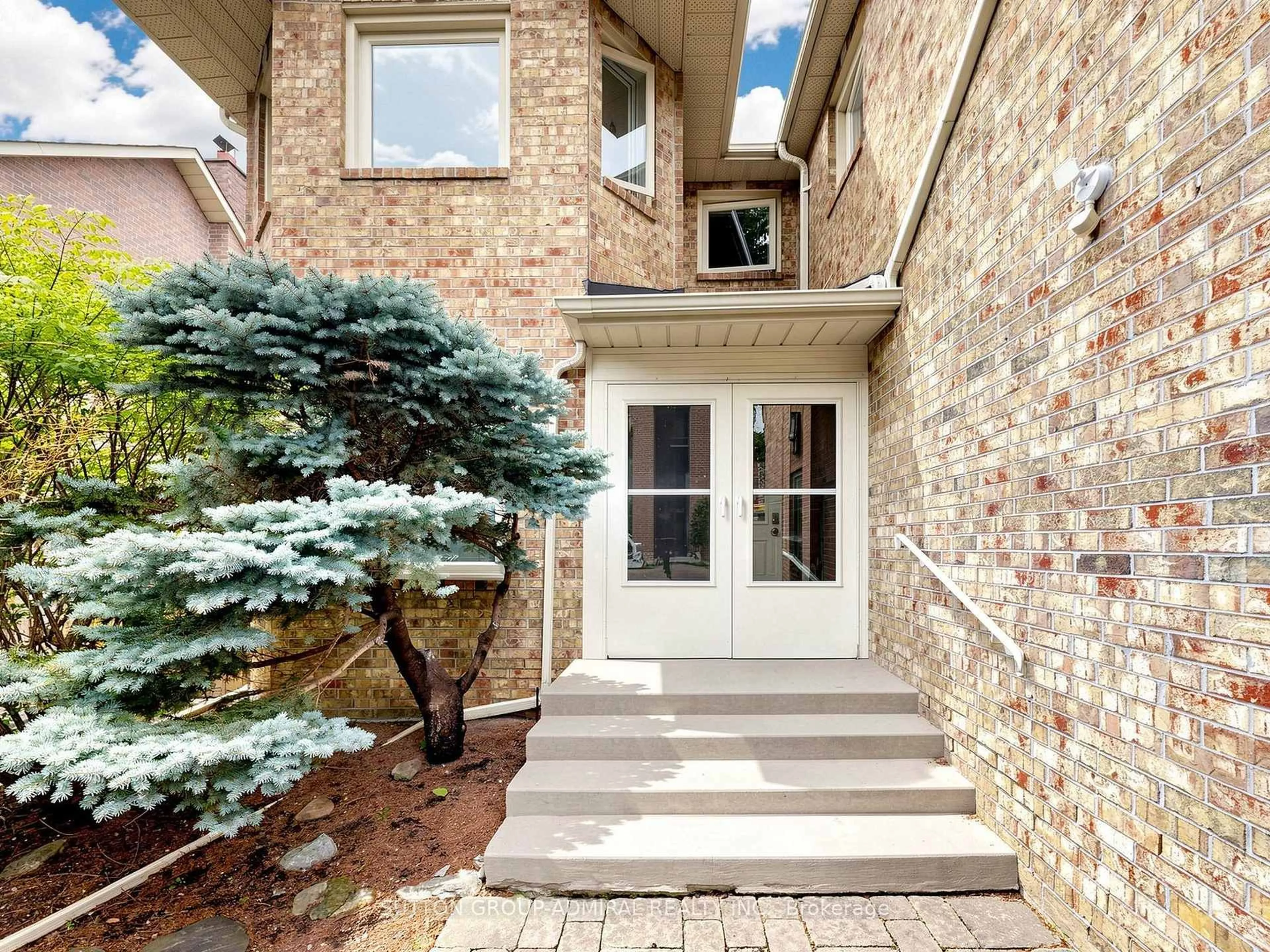 Unknown for 7 Cummings Crt, Markham Ontario L3T 6S4