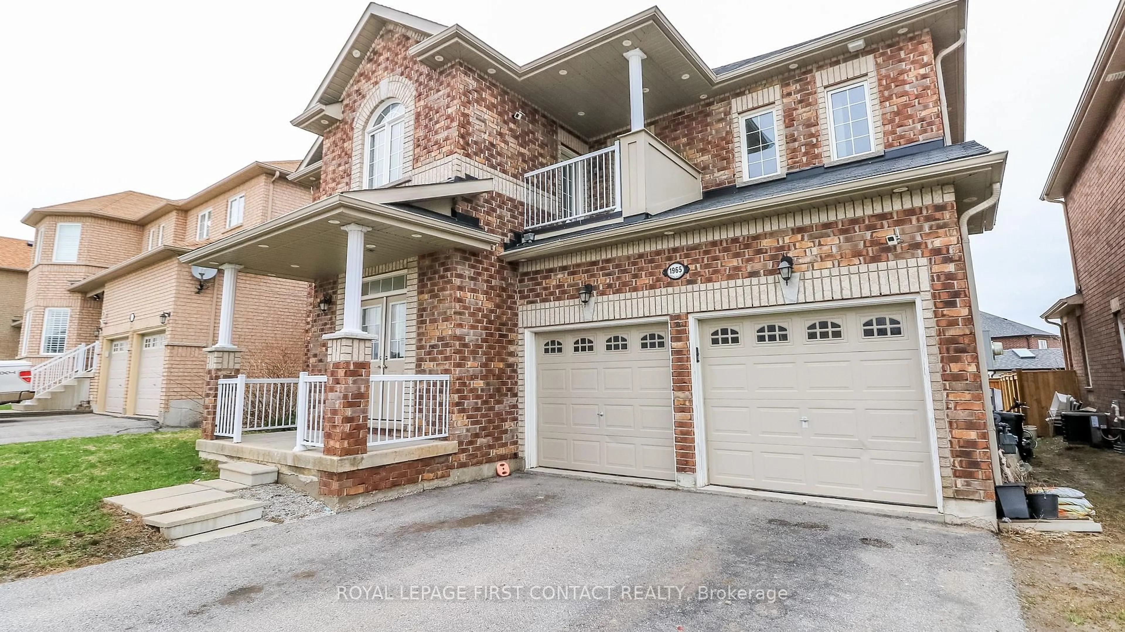 Home with brick exterior material, street for 1965 Jans Blvd, Innisfil Ontario L9S 0L3
