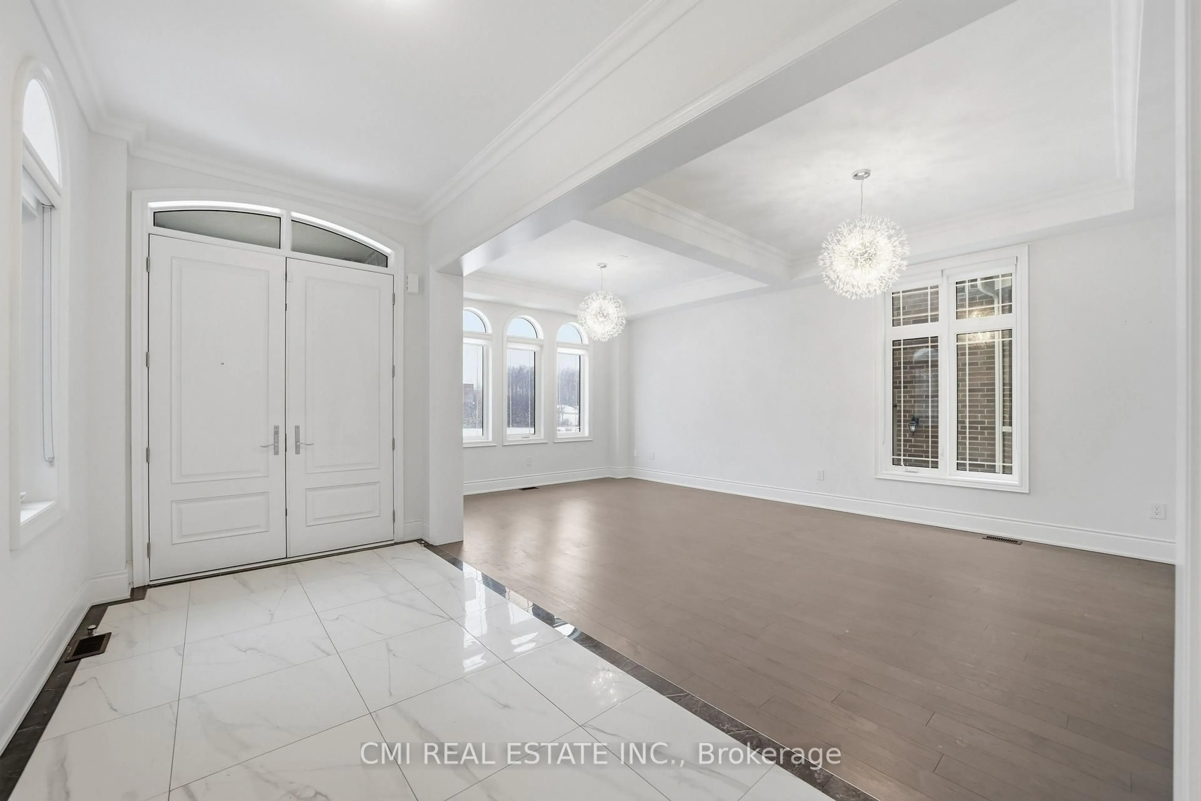Indoor entryway for 101 Appleyard Ave, Vaughan Ontario L4H 4N3
