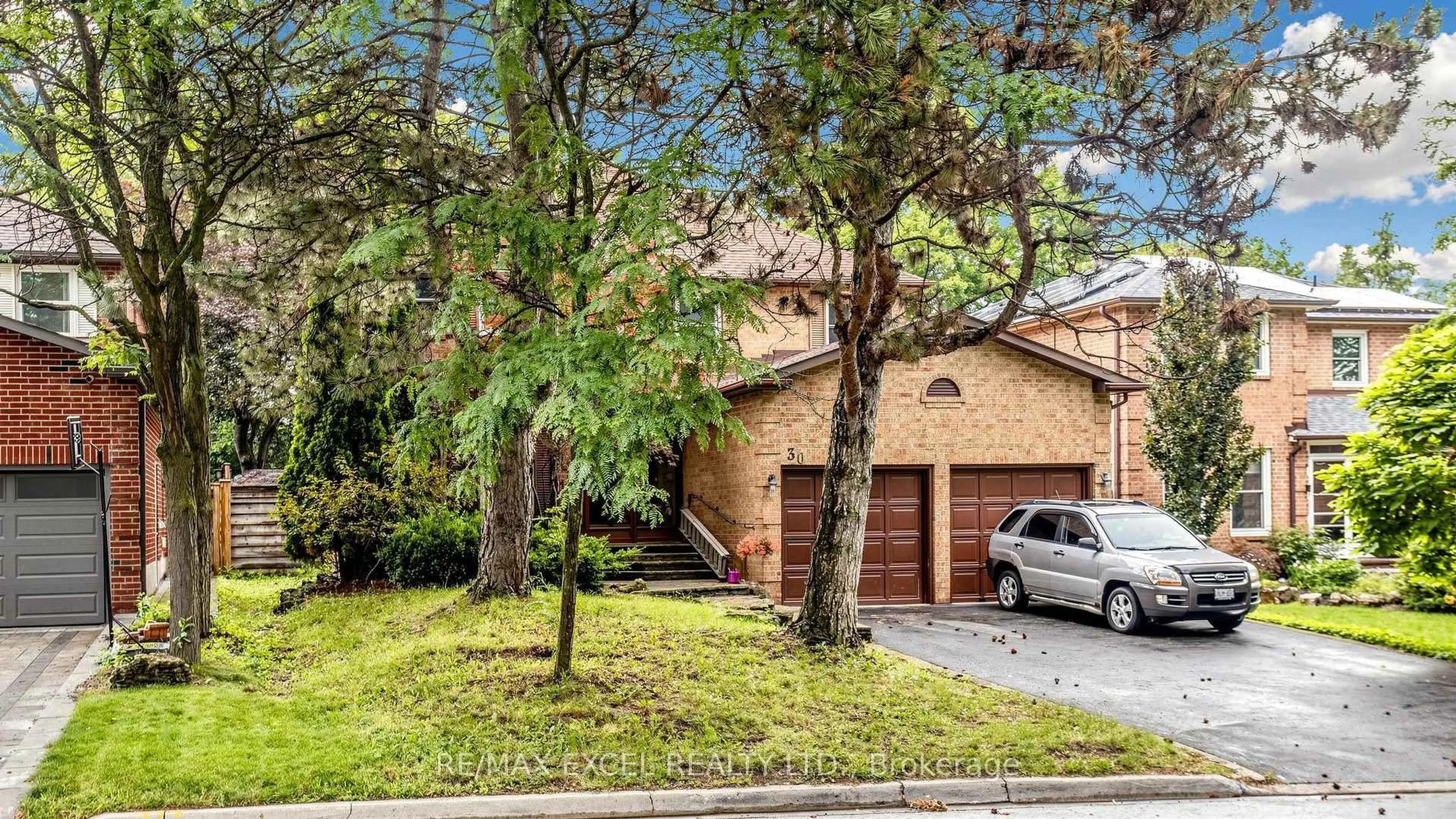 Unknown for 30 Lambert Rd, Markham Ontario L3T 7E4