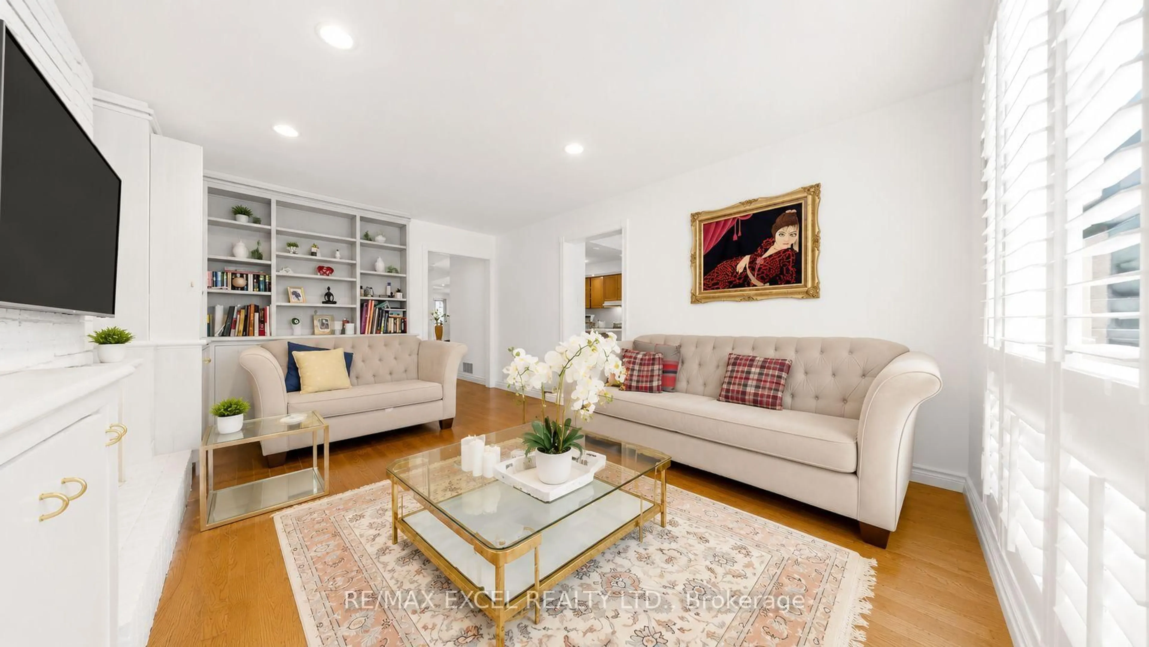Living room with furniture, unknown for 30 Lambert Rd, Markham Ontario L3T 7E4